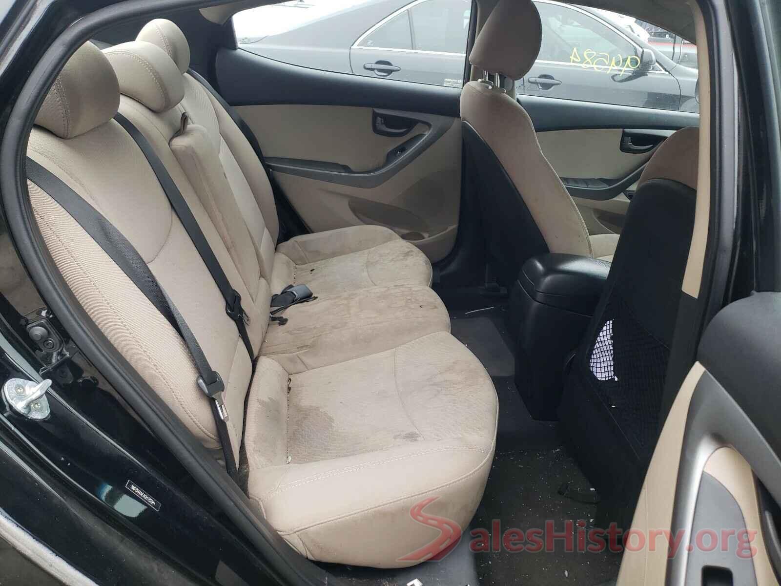 5NPDH4AE4GH781811 2016 HYUNDAI ELANTRA