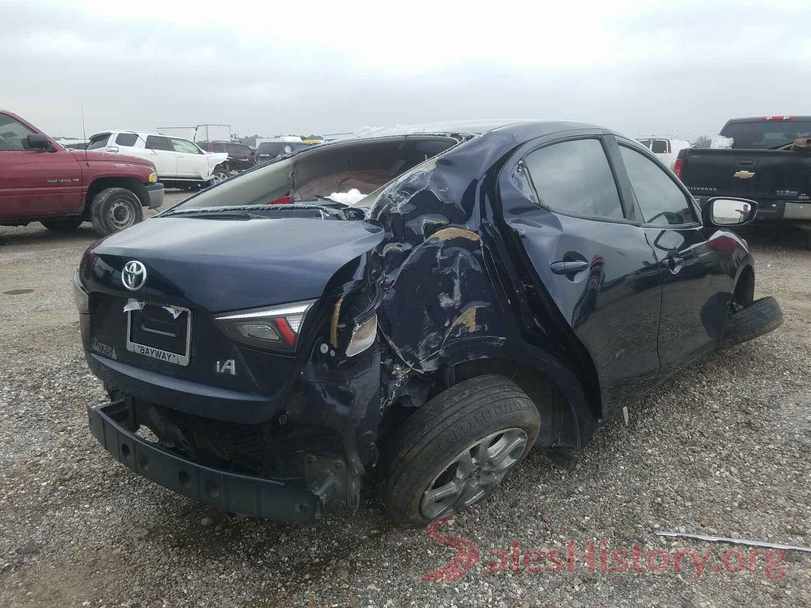 3MYDLBYV9HY174849 2017 TOYOTA YARIS