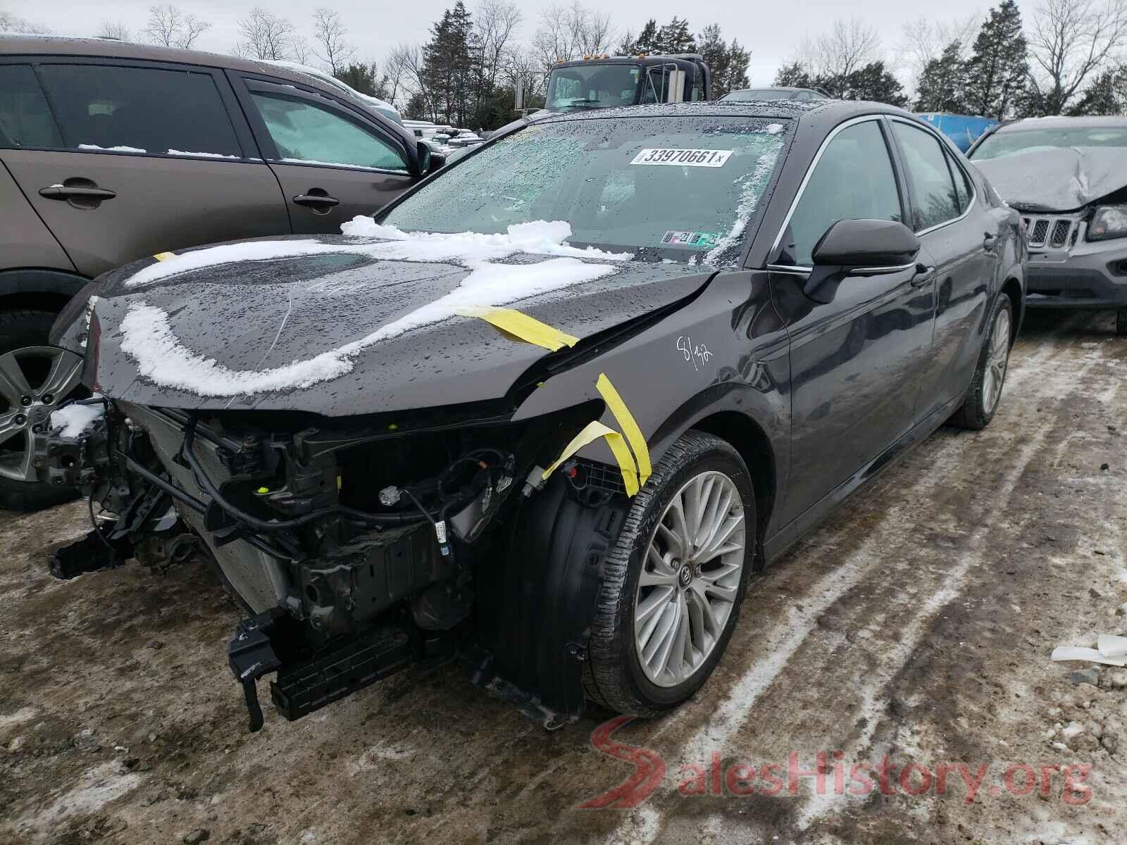 4T1B11HK2JU513810 2018 TOYOTA CAMRY