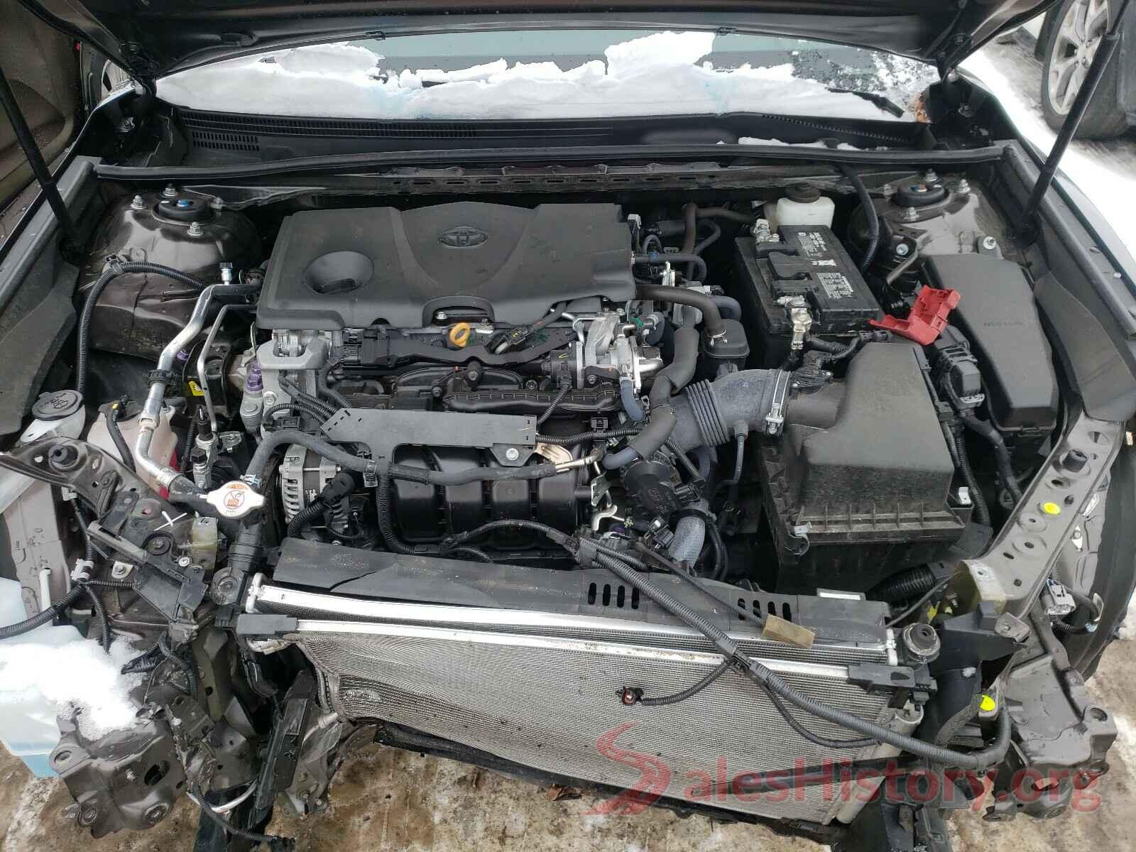 4T1B11HK2JU513810 2018 TOYOTA CAMRY