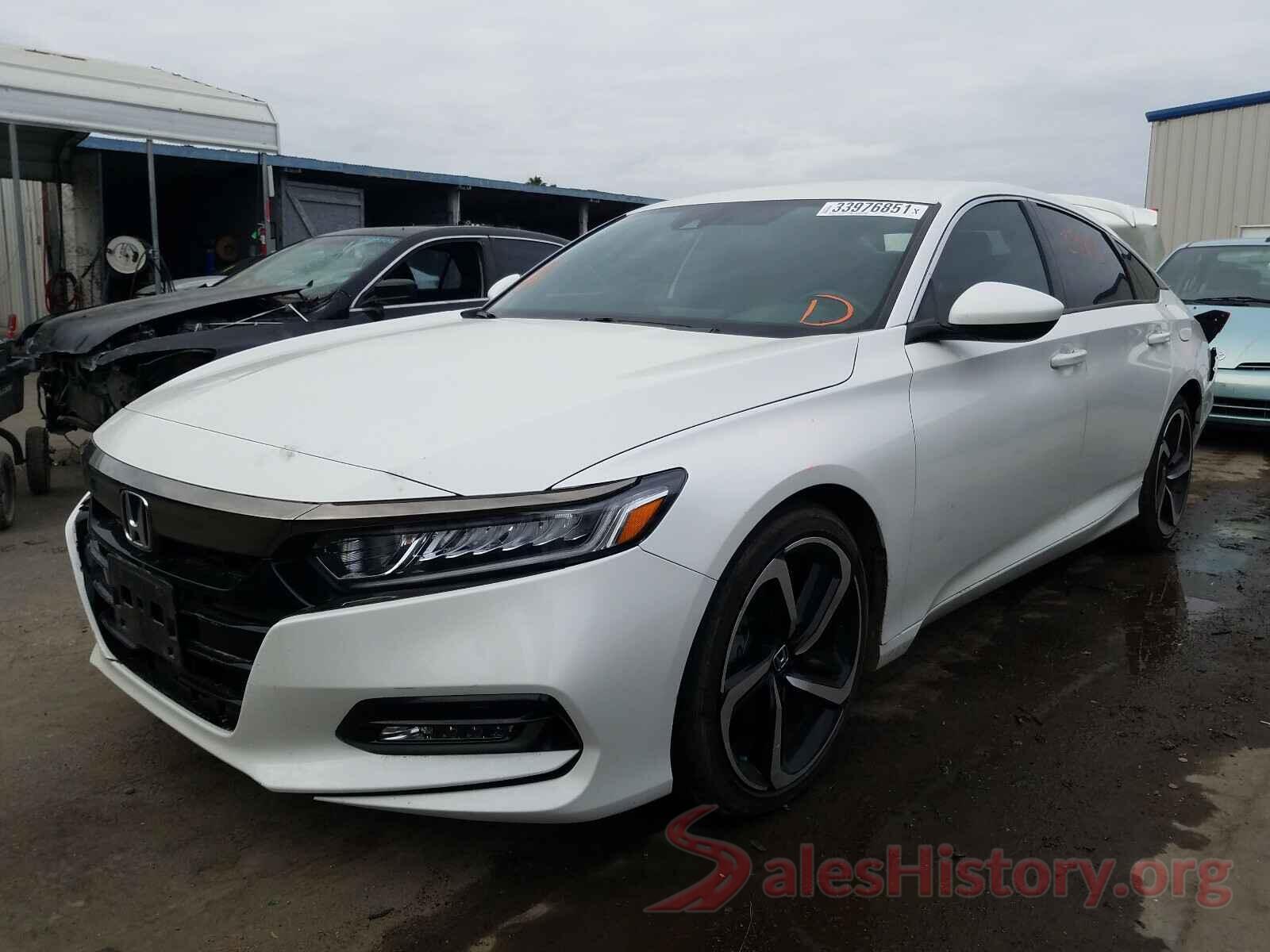 1HGCV1F3XKA048058 2019 HONDA ACCORD