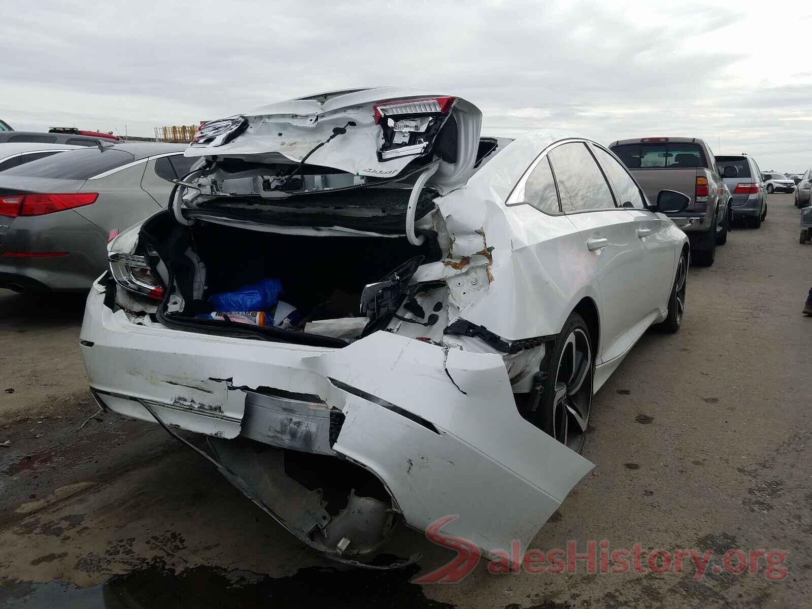 1HGCV1F3XKA048058 2019 HONDA ACCORD