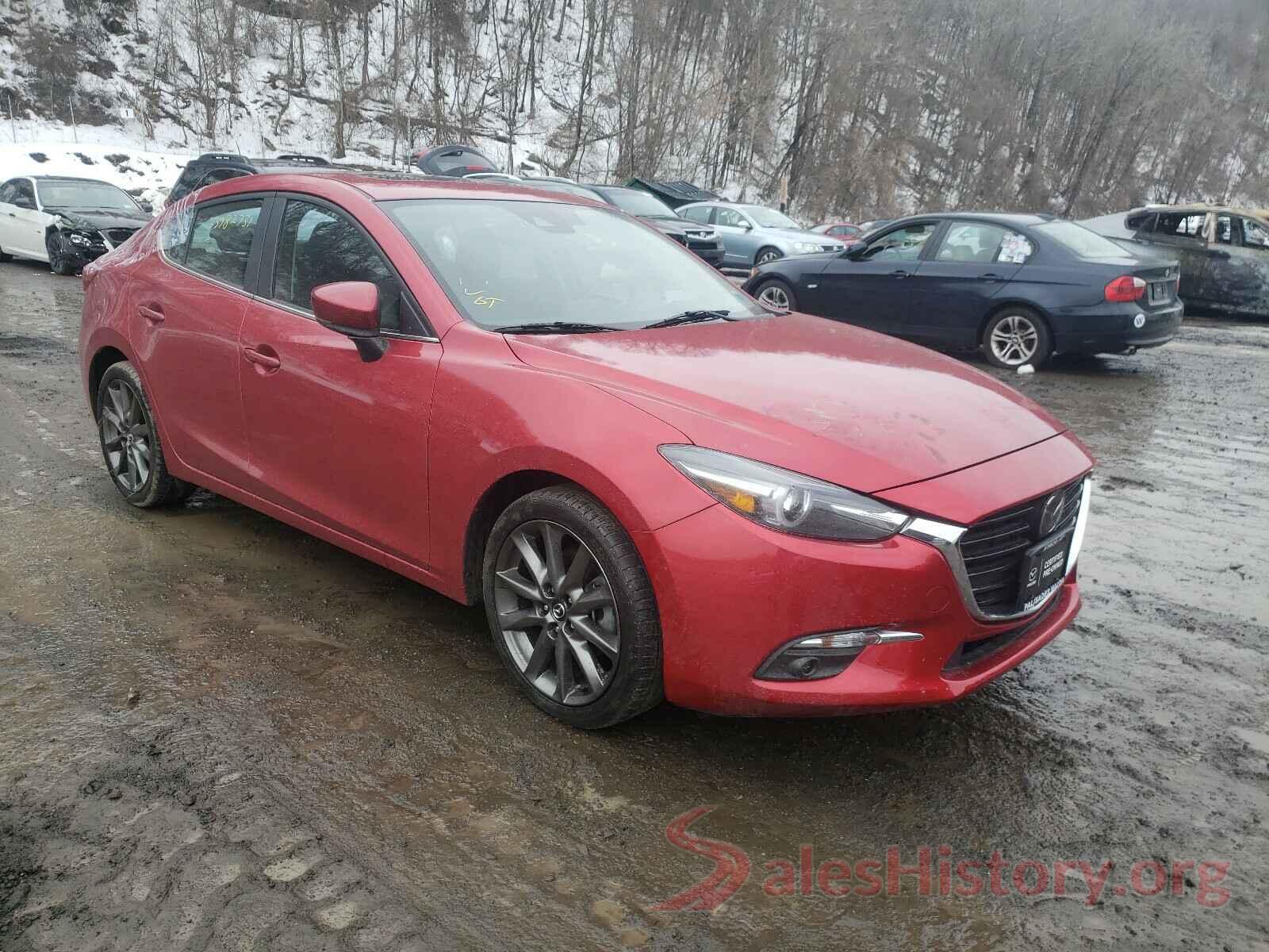 3MZBN1W31JM164452 2018 MAZDA 3