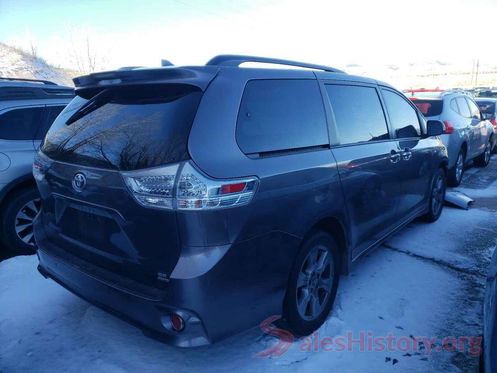 5TDEZ3DC0KS223687 2019 TOYOTA SIENNA