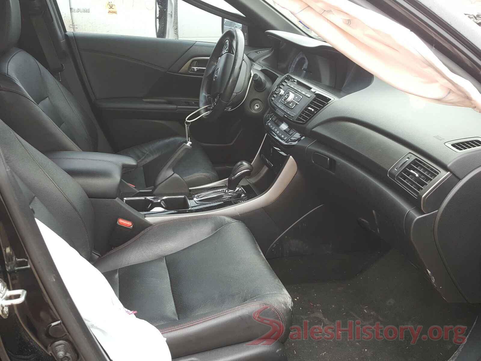 1HGCR2F10HA280704 2017 HONDA ACCORD