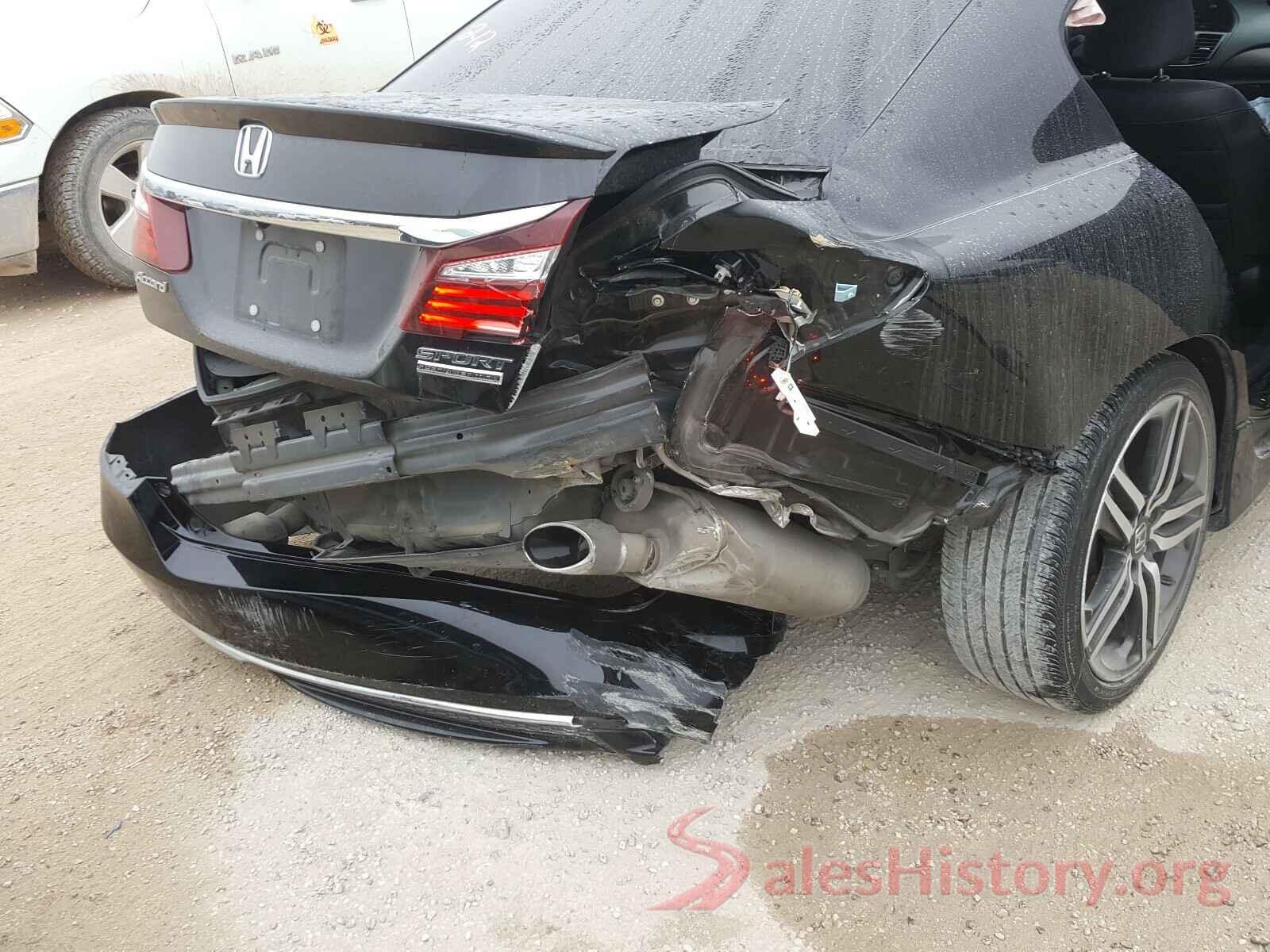 1HGCR2F10HA280704 2017 HONDA ACCORD