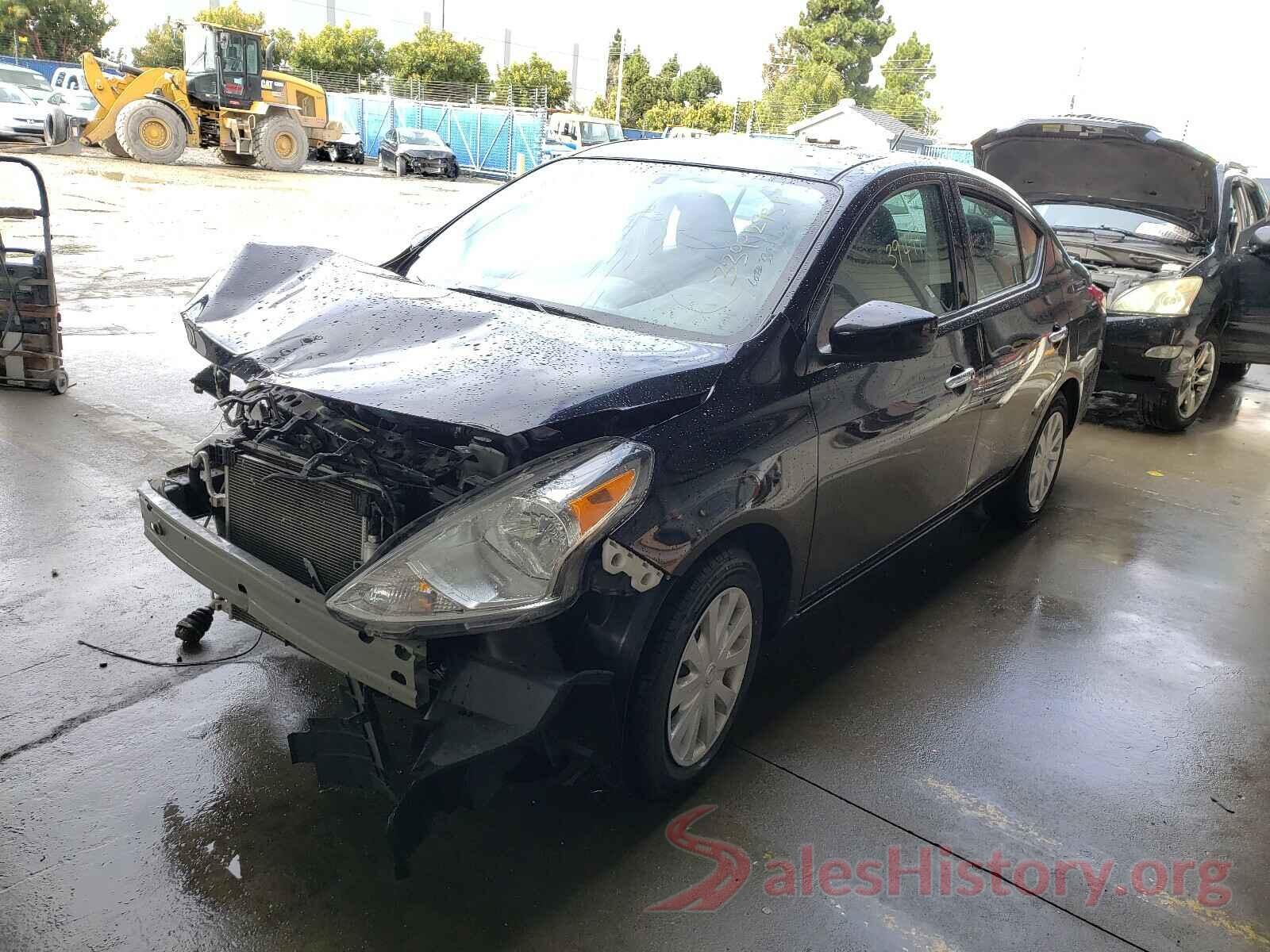 3N1CN7APXKL864999 2019 NISSAN VERSA