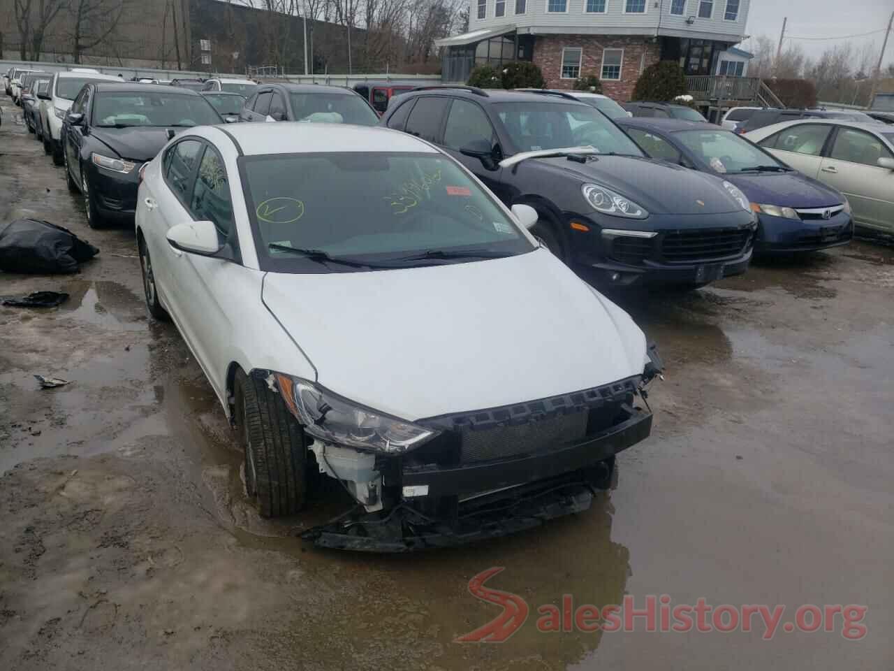 5NPD84LF2JH385180 2018 HYUNDAI ELANTRA