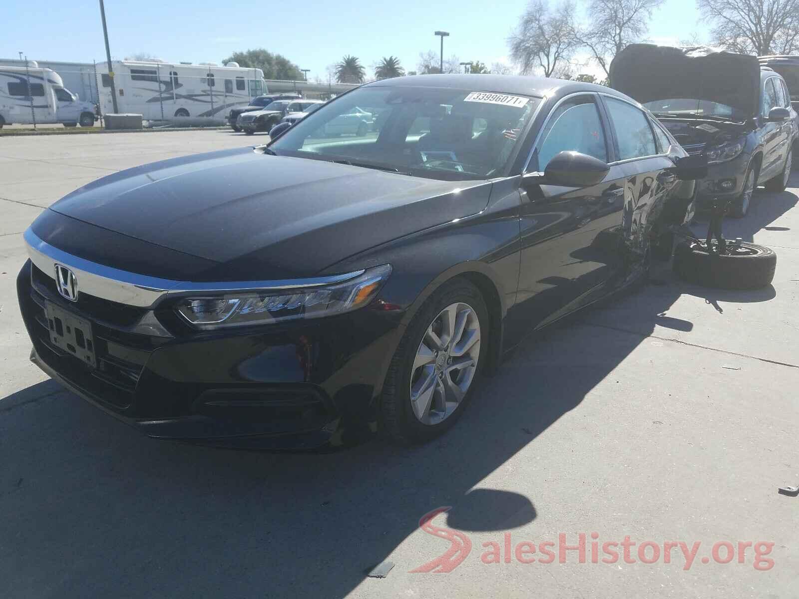 1HGCV1F13JA130808 2018 HONDA ACCORD