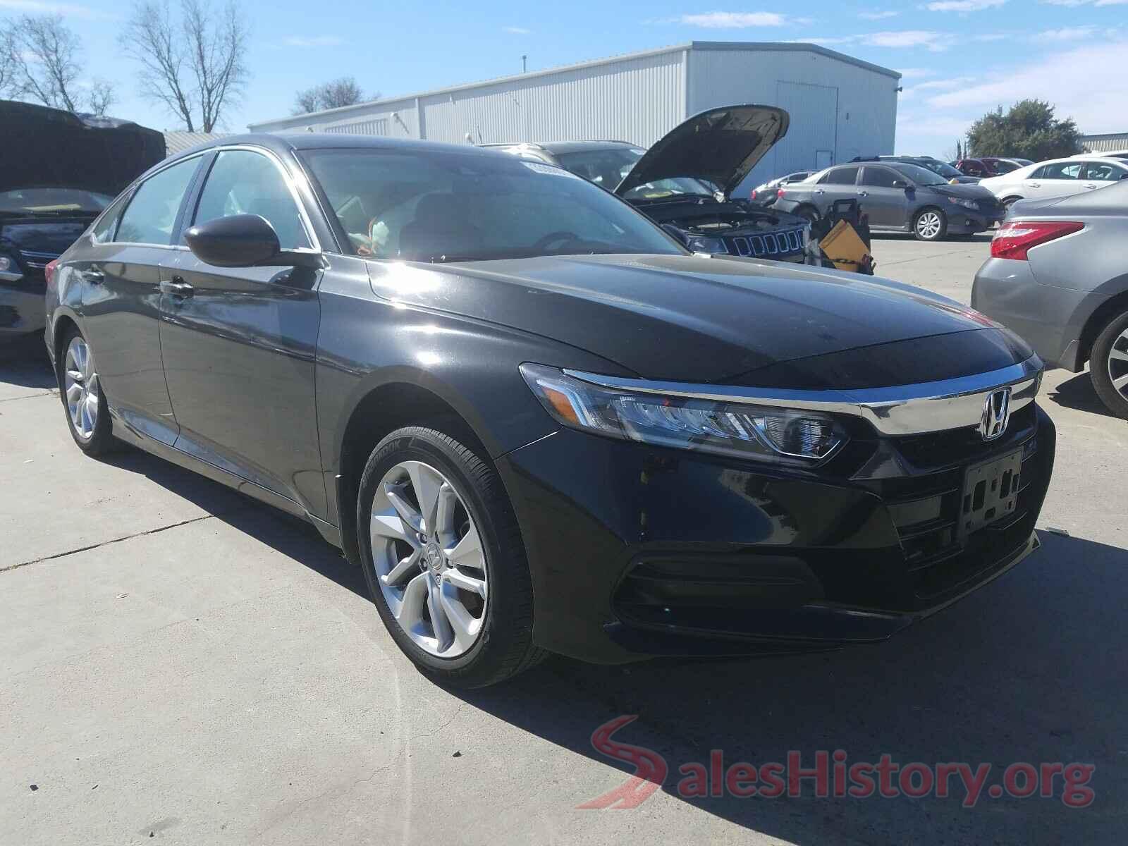 1HGCV1F13JA130808 2018 HONDA ACCORD