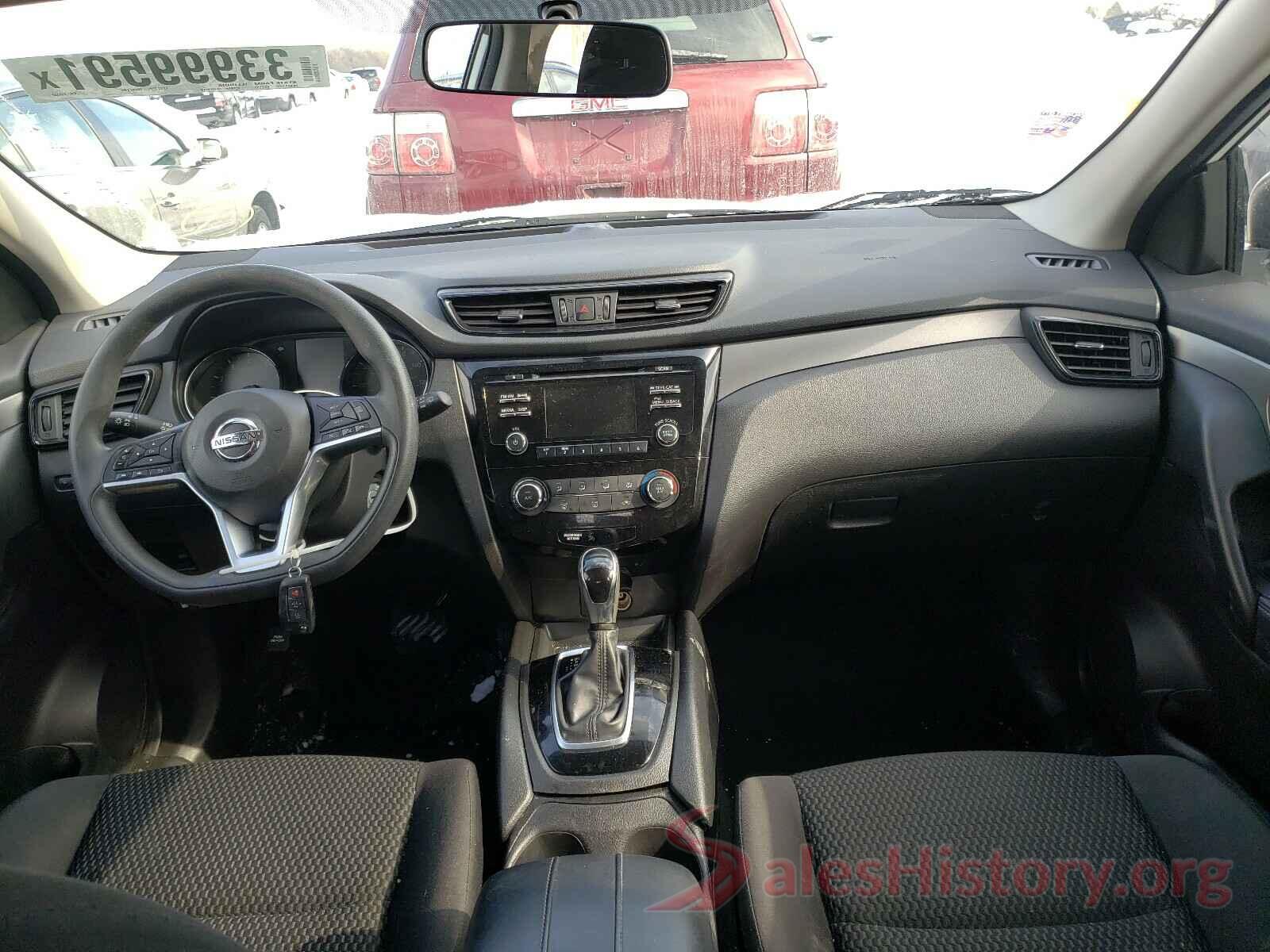 JN1BJ1CR3HW114334 2017 NISSAN ROGUE