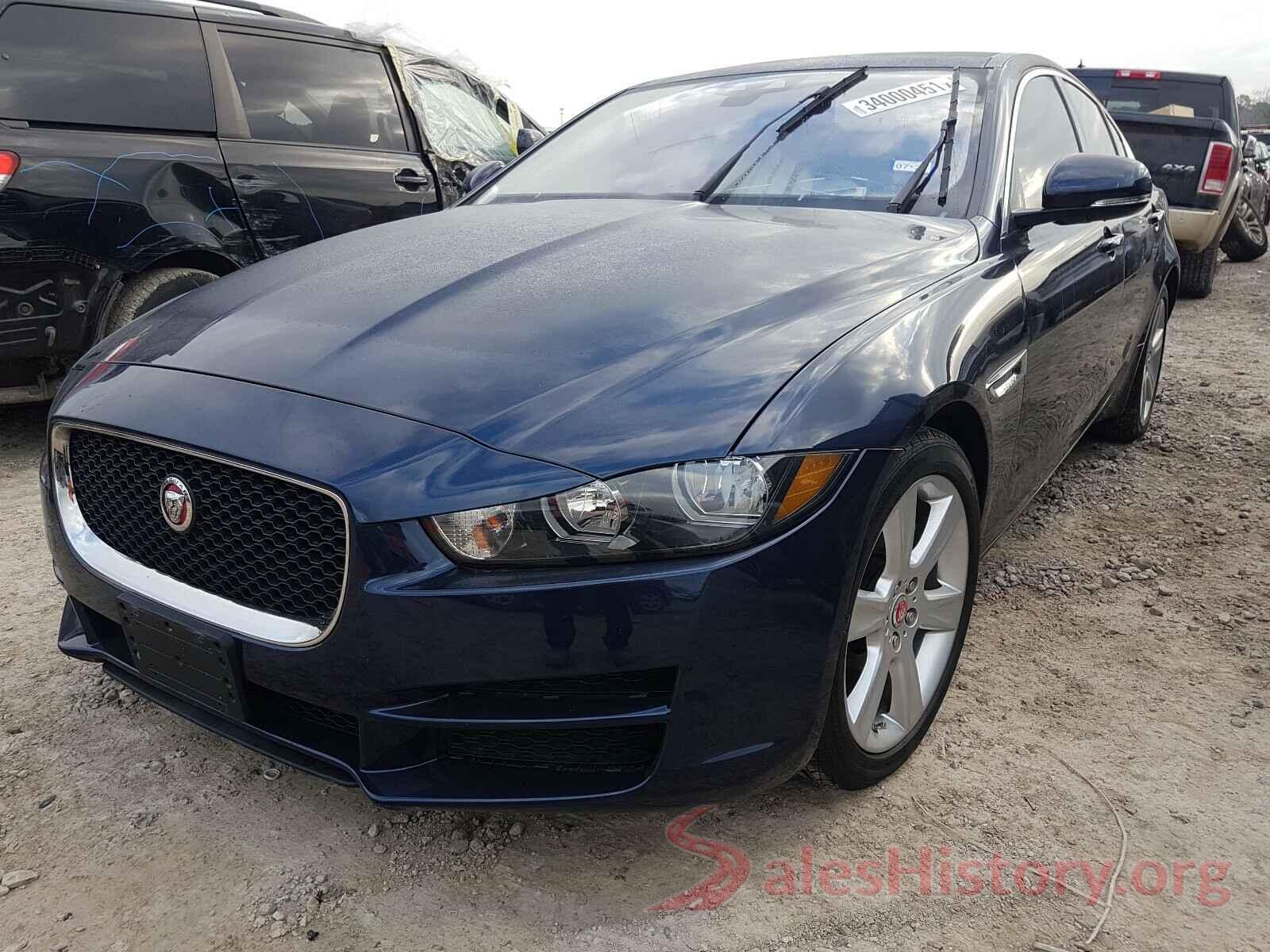 SAJAD4BN7HA968600 2017 JAGUAR XE