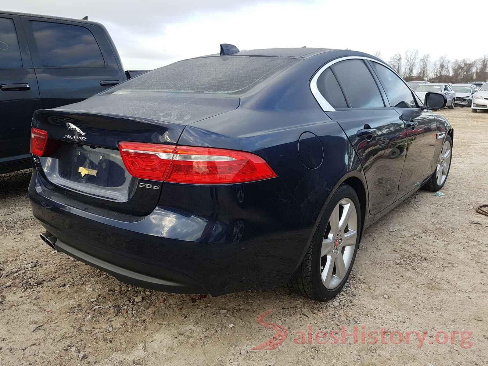 SAJAD4BN7HA968600 2017 JAGUAR XE