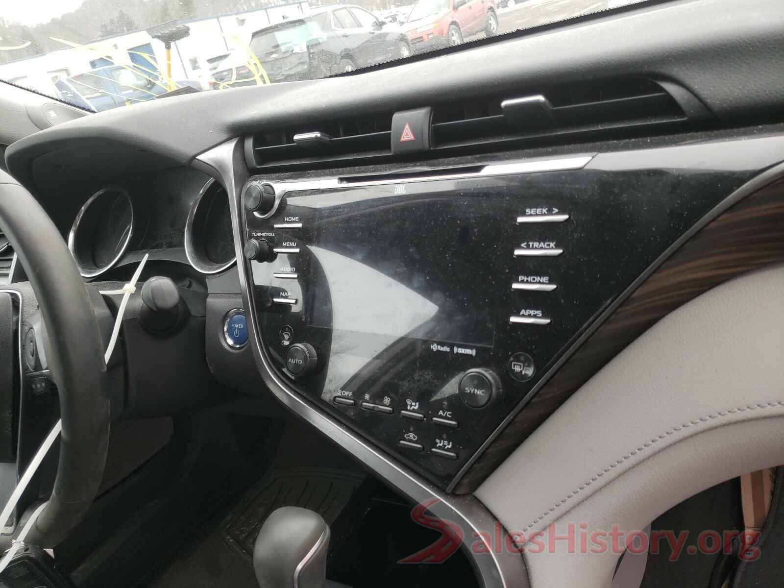 4T1B21HK8KU010460 2019 TOYOTA CAMRY