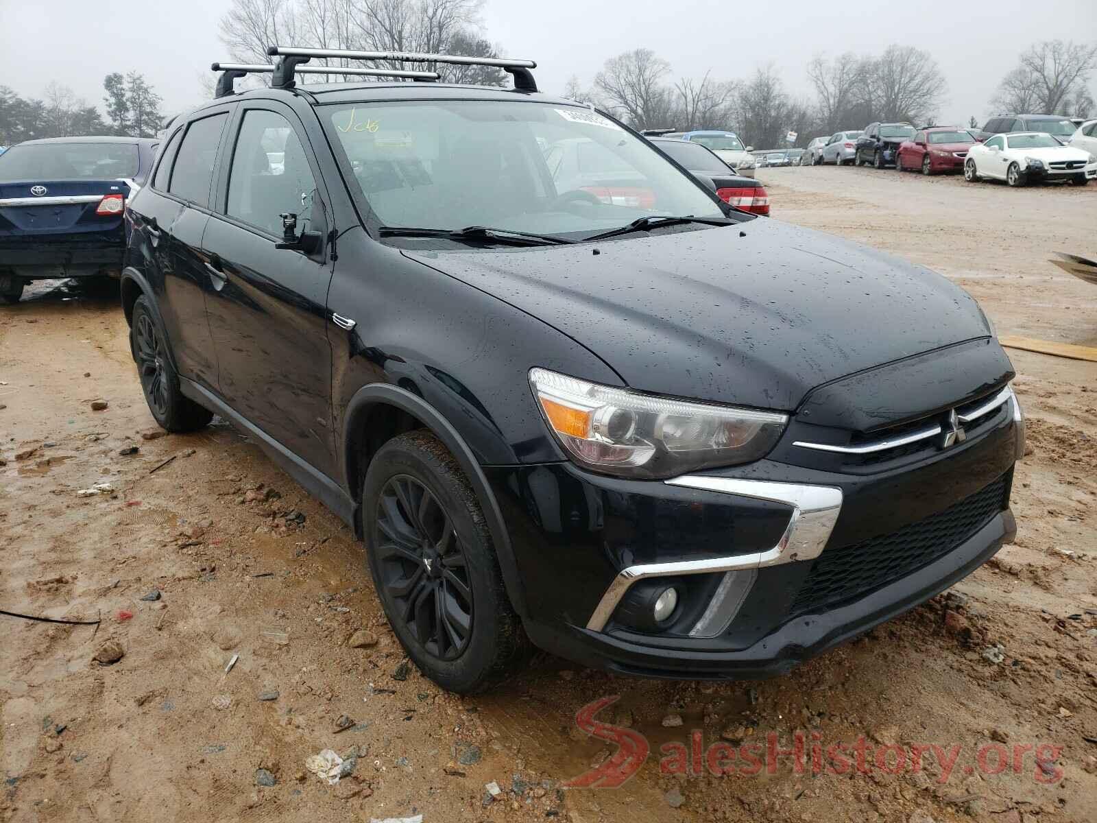 JA4AP3AU5JU009817 2018 MITSUBISHI OUTLANDER