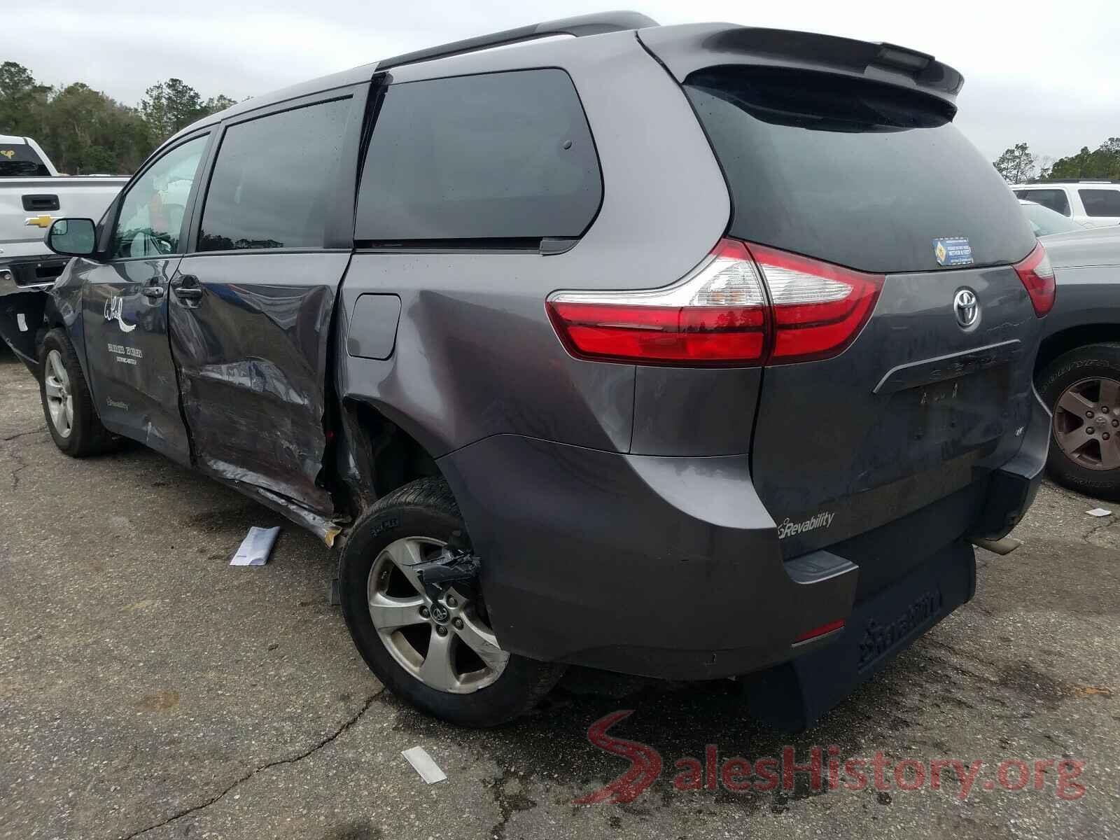 5TDKZ3DC0JS910511 2018 TOYOTA SIENNA