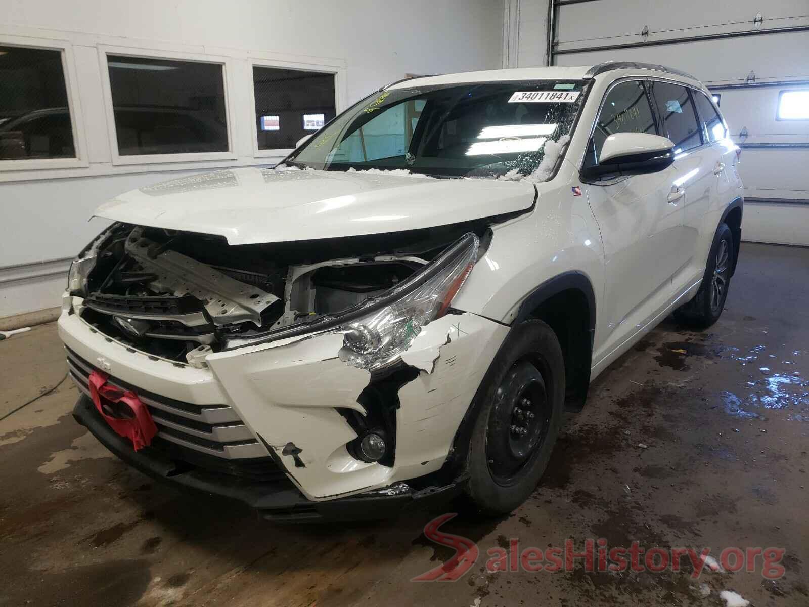 5TDJZRFH9JS527643 2018 TOYOTA HIGHLANDER