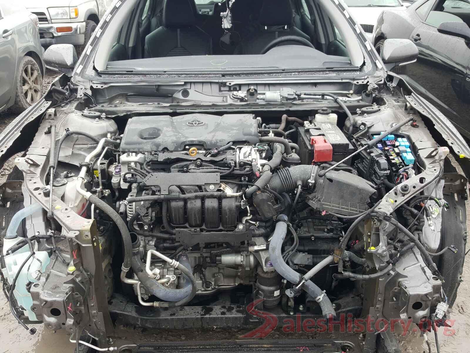 4T1B11HK1JU017090 2018 TOYOTA CAMRY