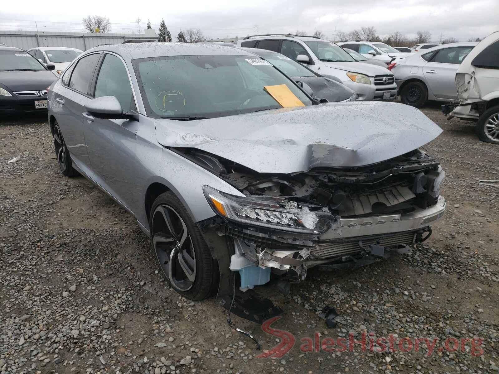 1HGCV1F37JA158953 2018 HONDA ACCORD