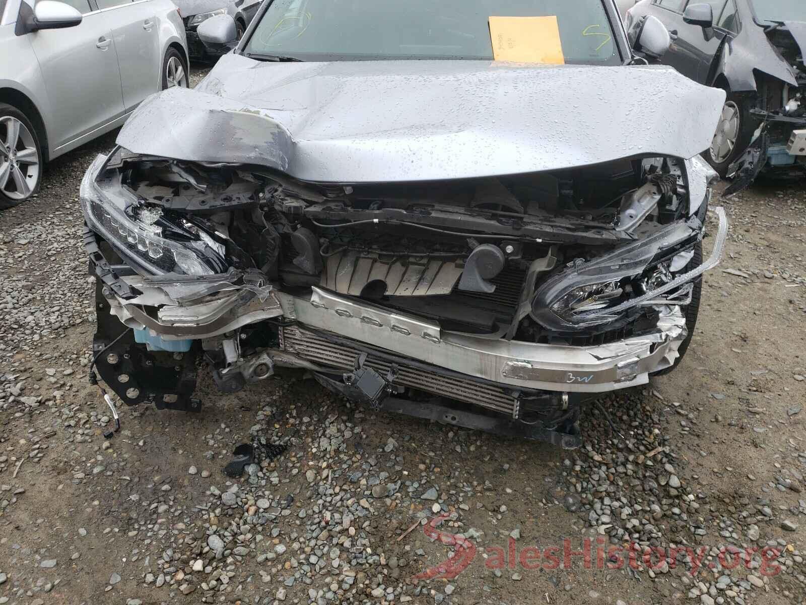 1HGCV1F37JA158953 2018 HONDA ACCORD