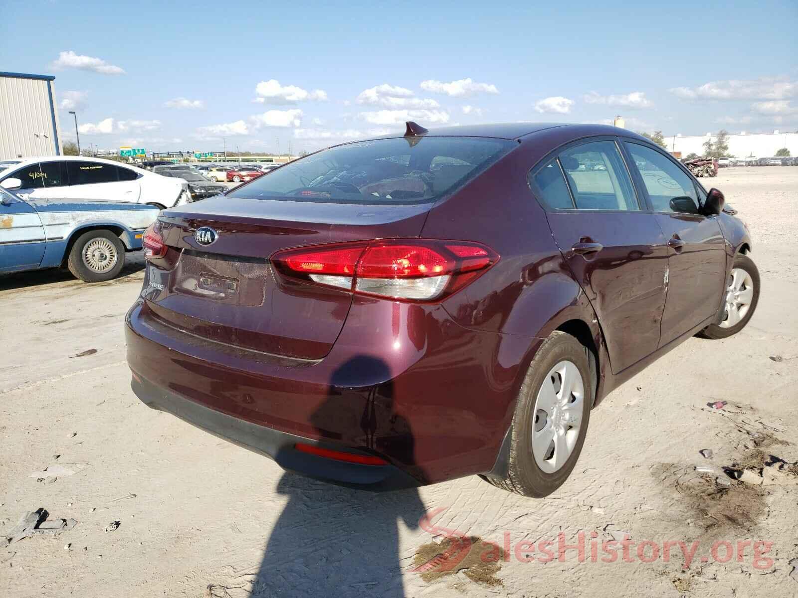 3KPFK4A75HE131631 2017 KIA FORTE