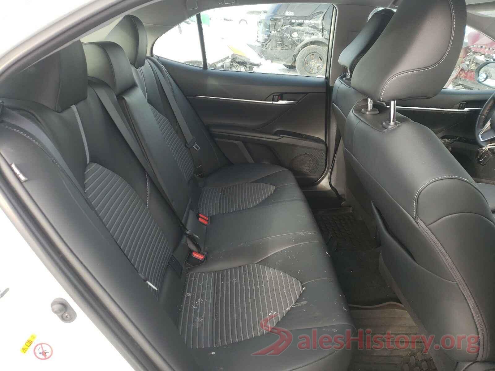 4T1B11HK0JU107539 2018 TOYOTA CAMRY