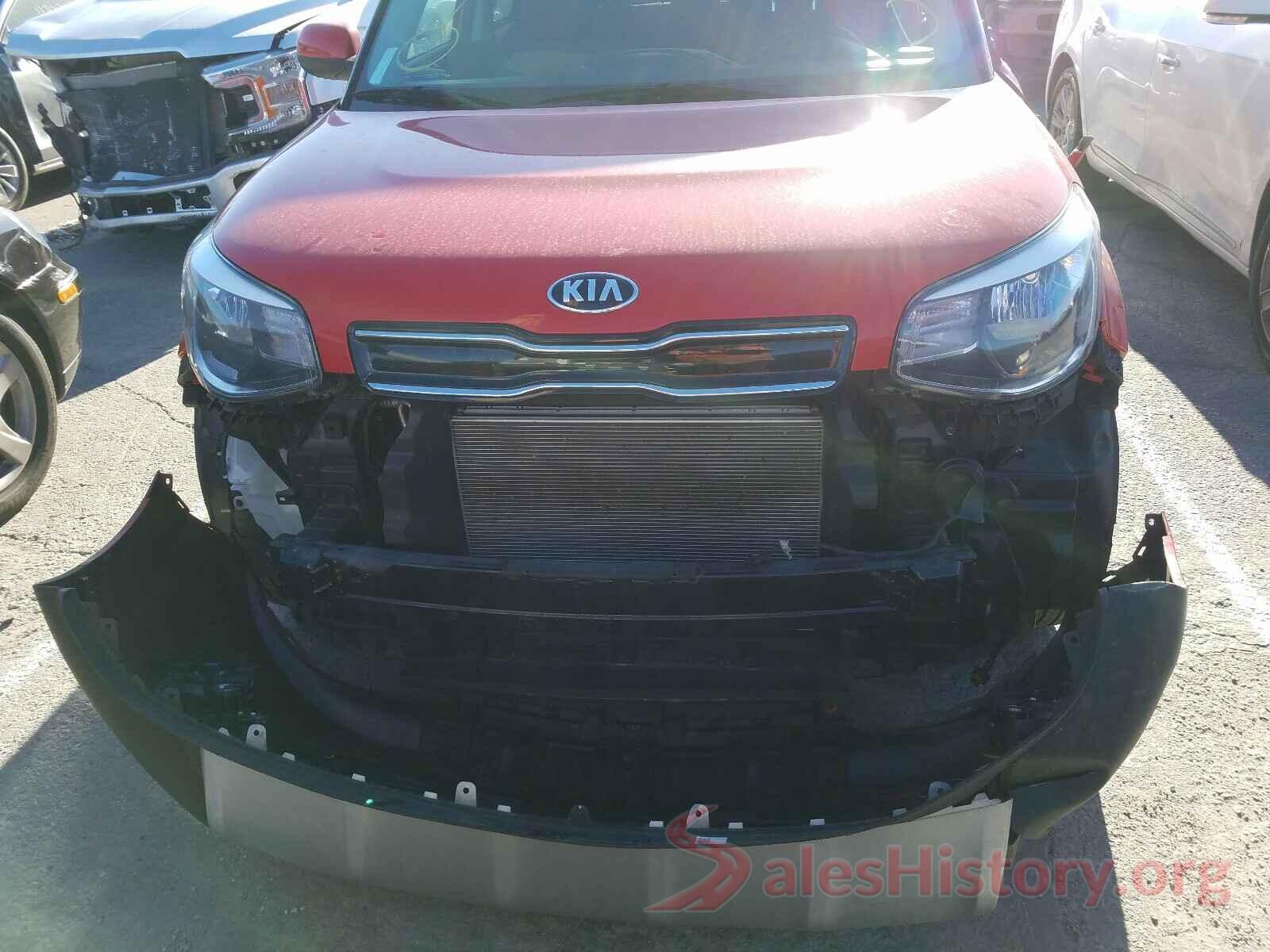 KNDJP3A58K7664665 2019 KIA SOUL