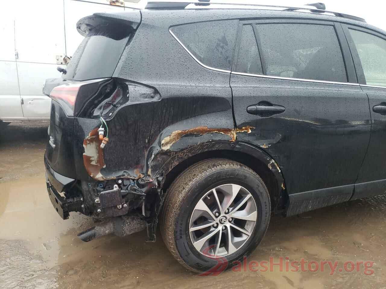 JTMRJREV7GD008144 2016 TOYOTA RAV4