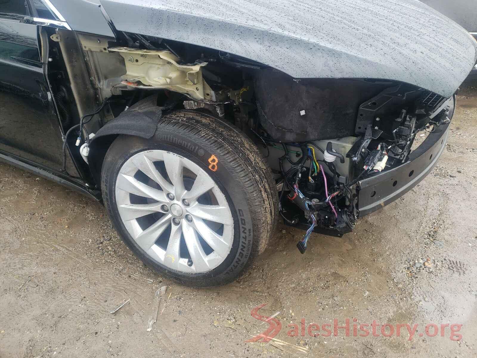 5YJXCAE23JF121100 2018 TESLA MODEL X