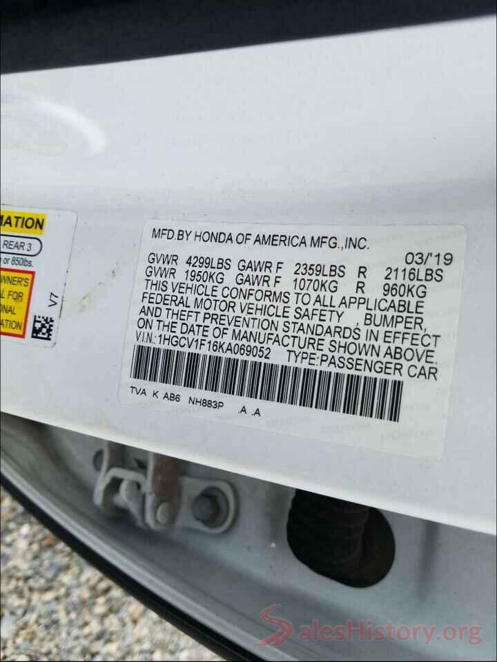 1HGCV1F16KA069052 2019 HONDA ACCORD