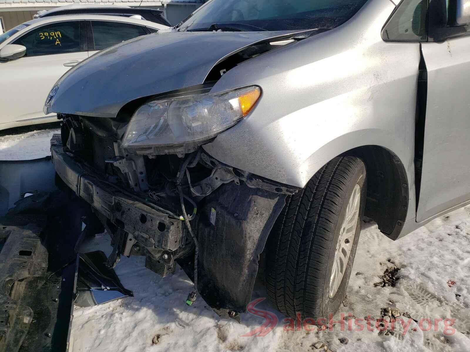 5TDYZ3DC6HS877339 2017 TOYOTA SIENNA