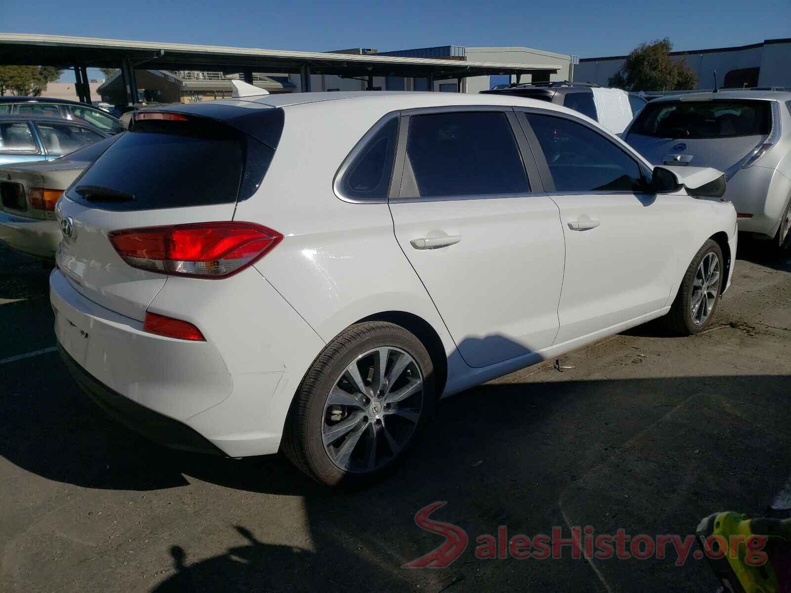 KMHH35LE1JU079697 2018 HYUNDAI ELANTRA