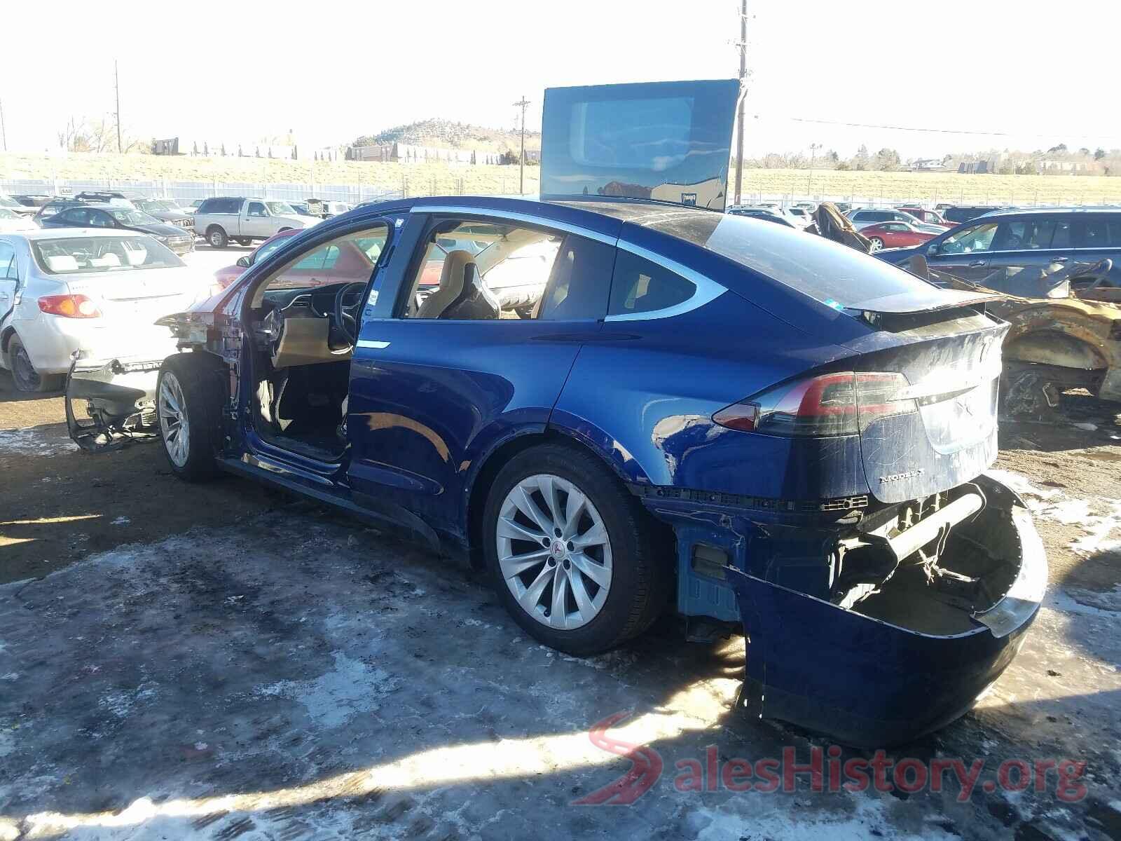 5YJXCDE25HF037940 2017 TESLA MODEL X