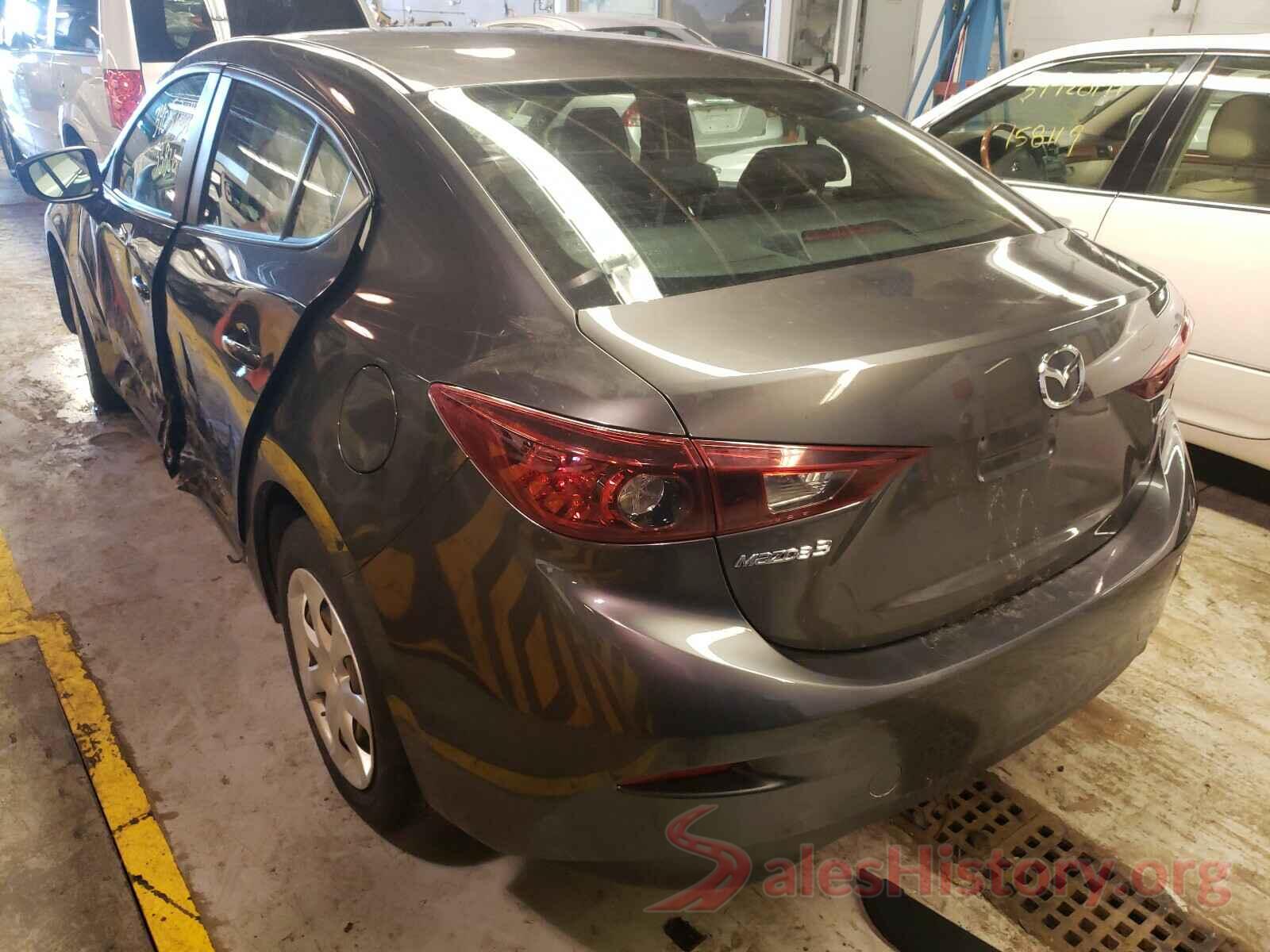 3MZBN1U77JM159987 2018 MAZDA 3