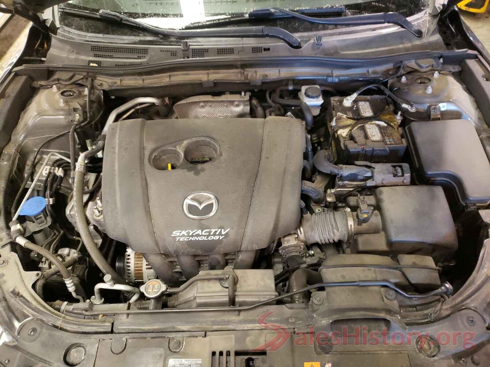 3MZBN1U77JM159987 2018 MAZDA 3