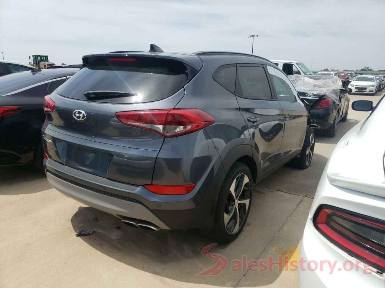 KM8J33A23JU675277 2018 HYUNDAI TUCSON