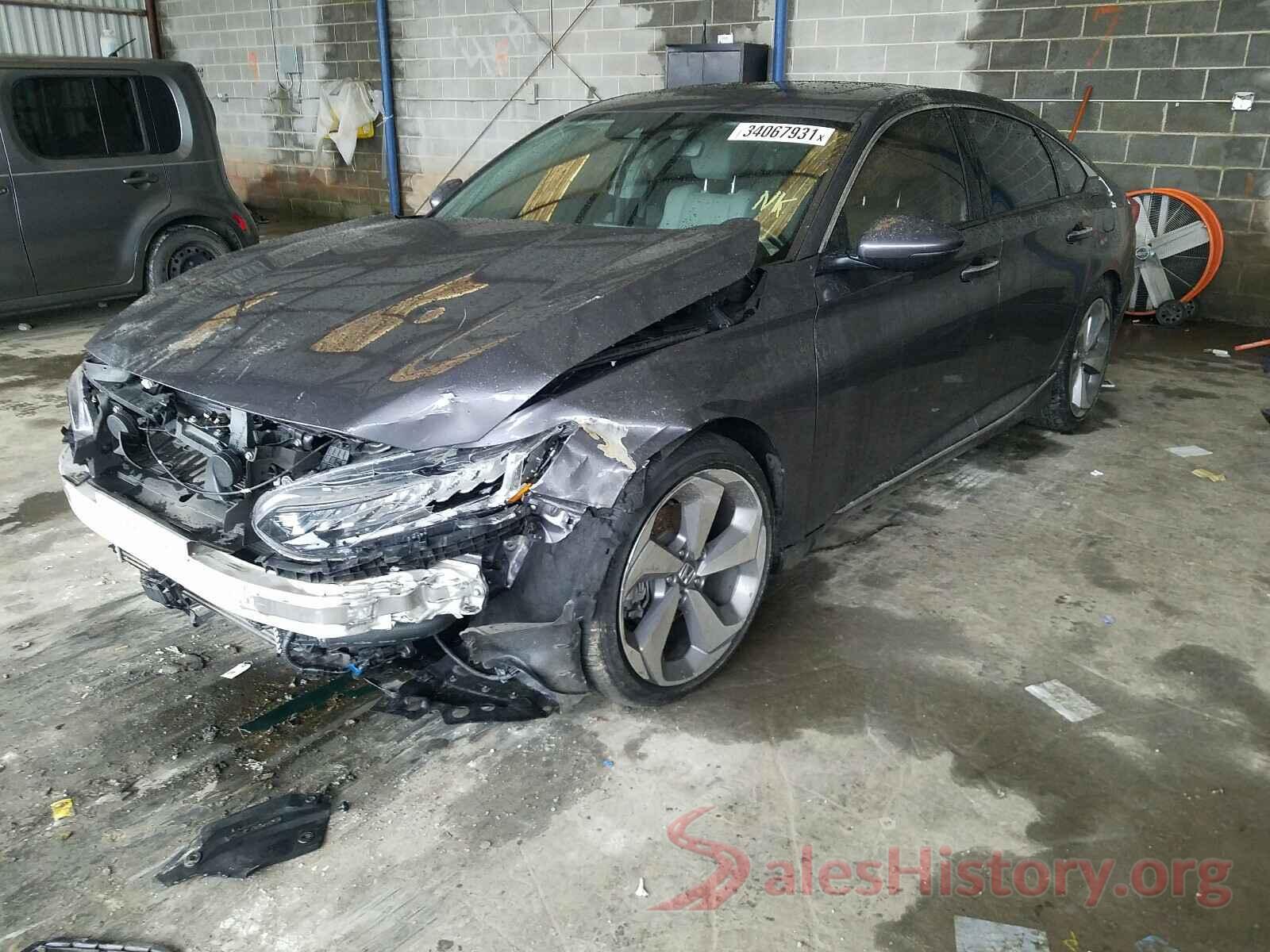 1HGCV1F92JA036392 2018 HONDA ACCORD