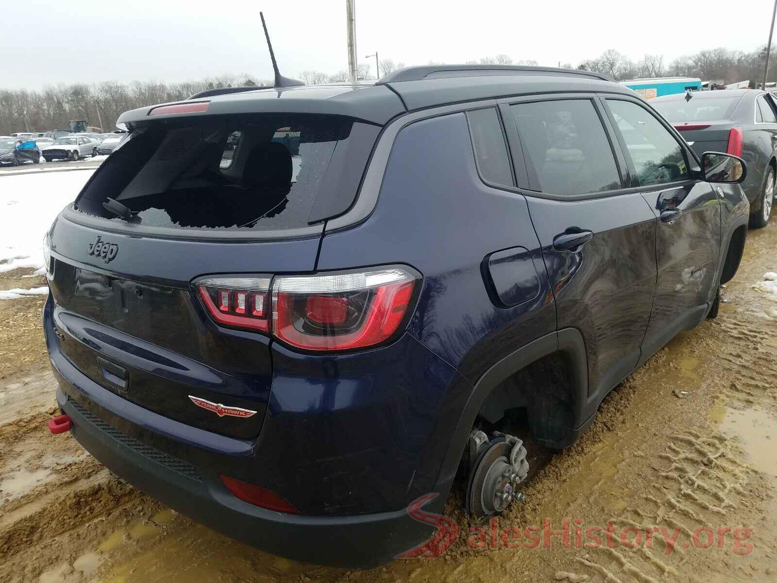 3C4NJDDB4KT752540 2019 JEEP COMPASS