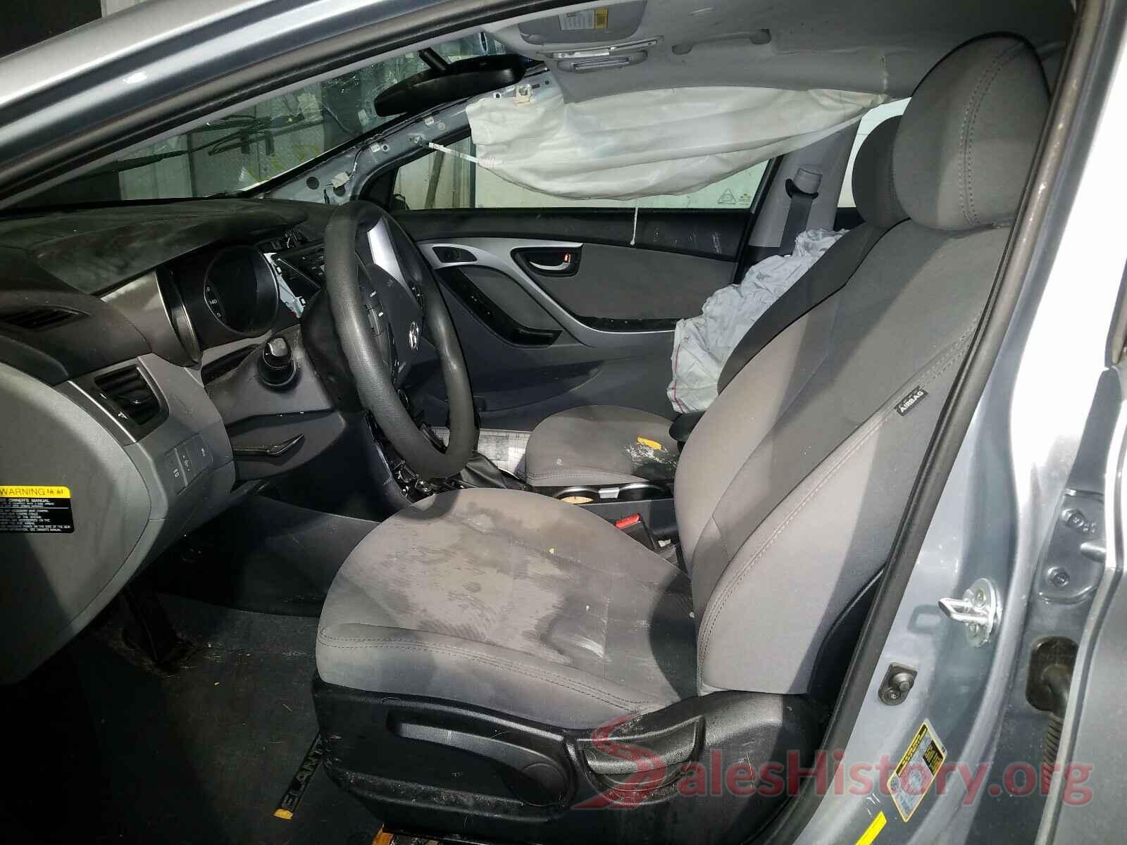 5NPDH4AE1GH722800 2016 HYUNDAI ELANTRA