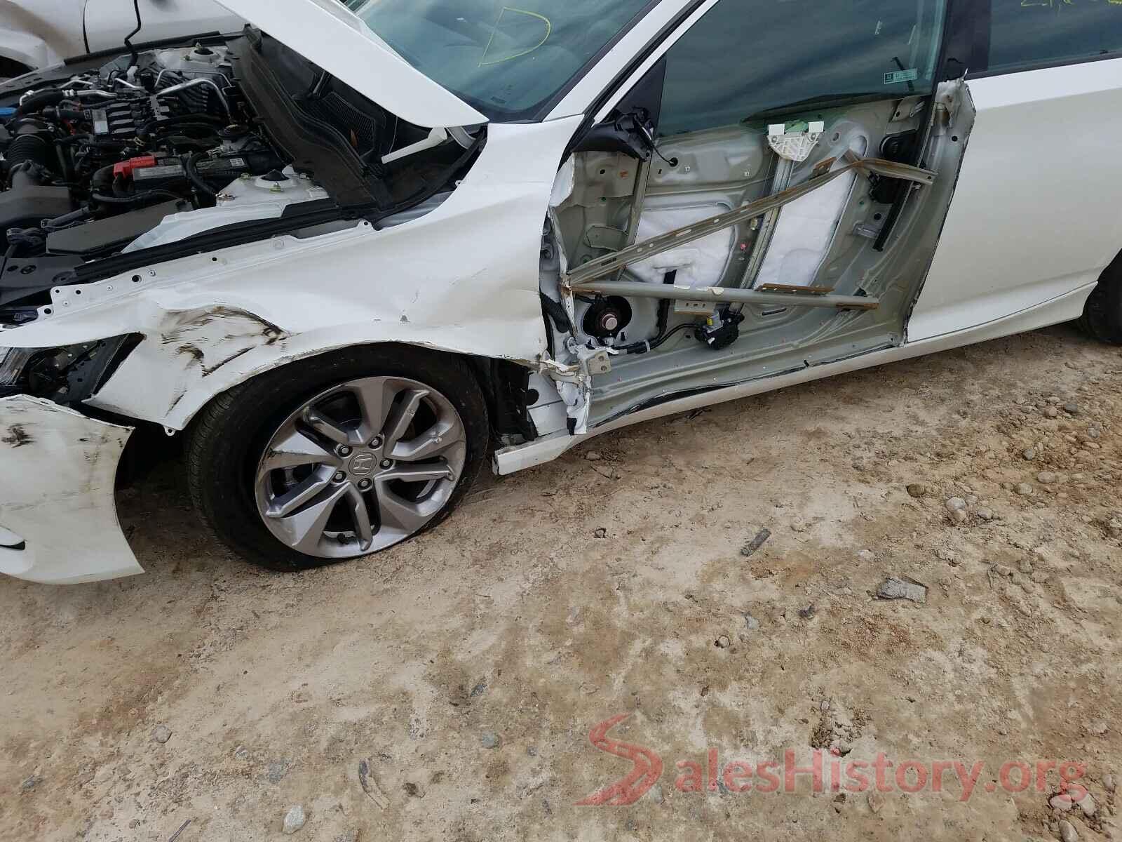 1HGCV1F12KA172923 2019 HONDA ACCORD