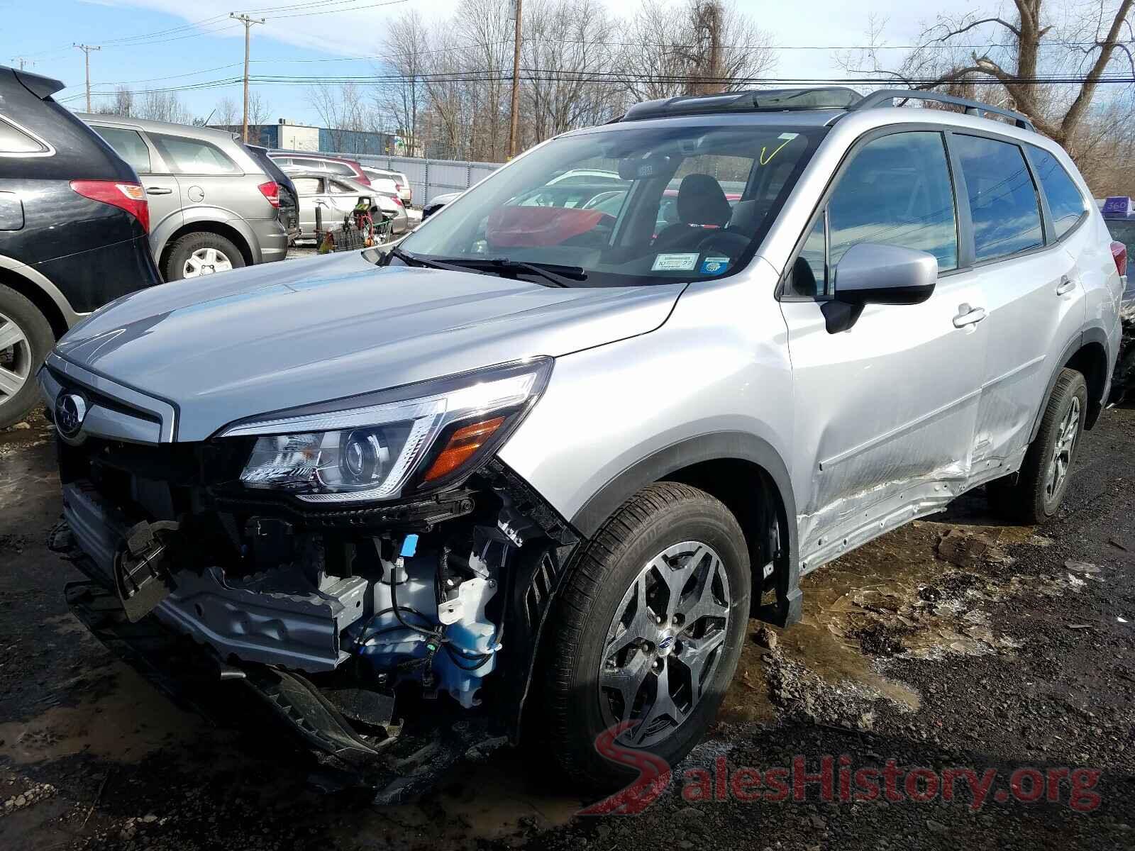 JF2SKAGC0KH555710 2019 SUBARU FORESTER