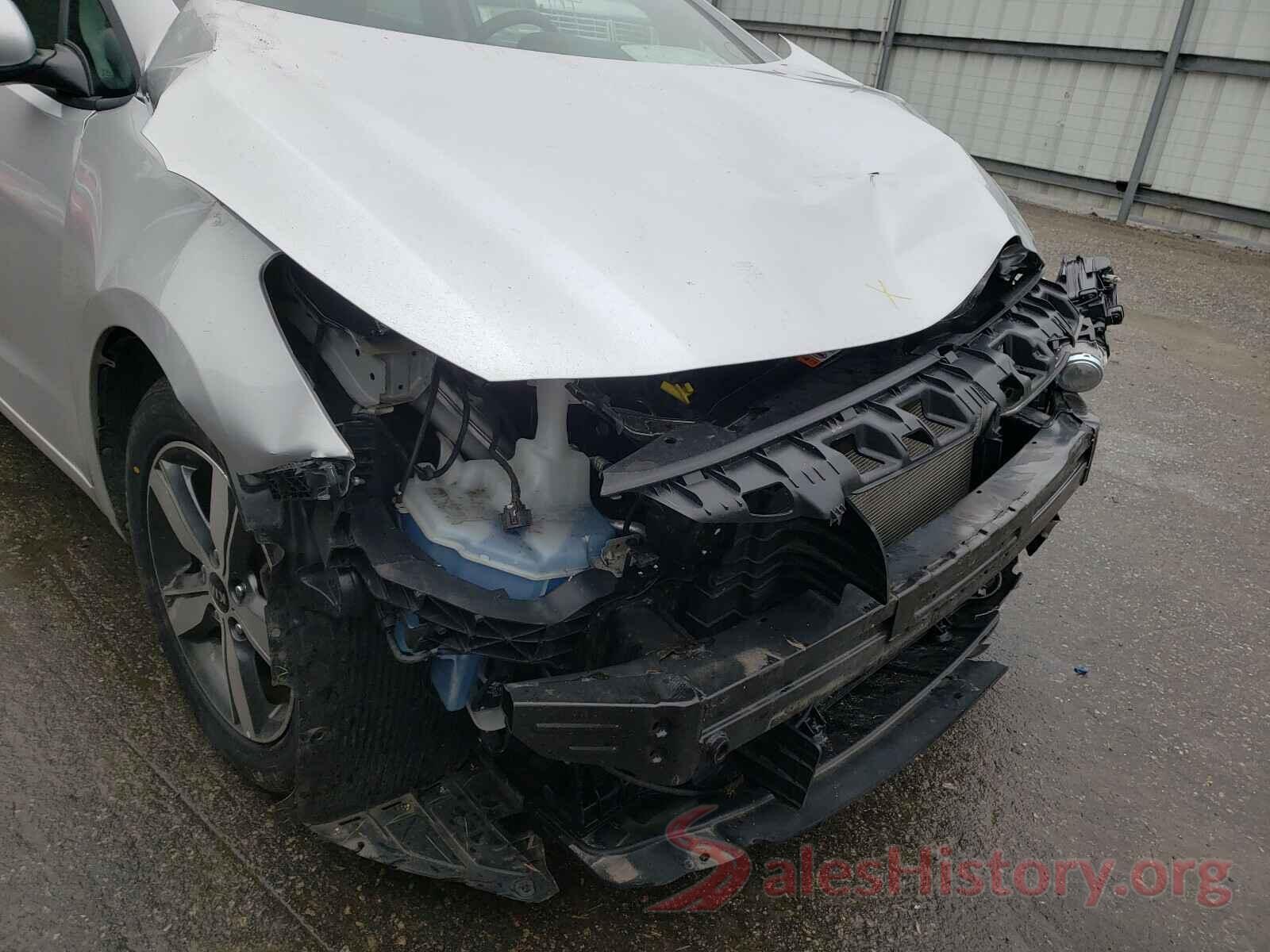 3KPFL4A70JE198088 2018 KIA FORTE