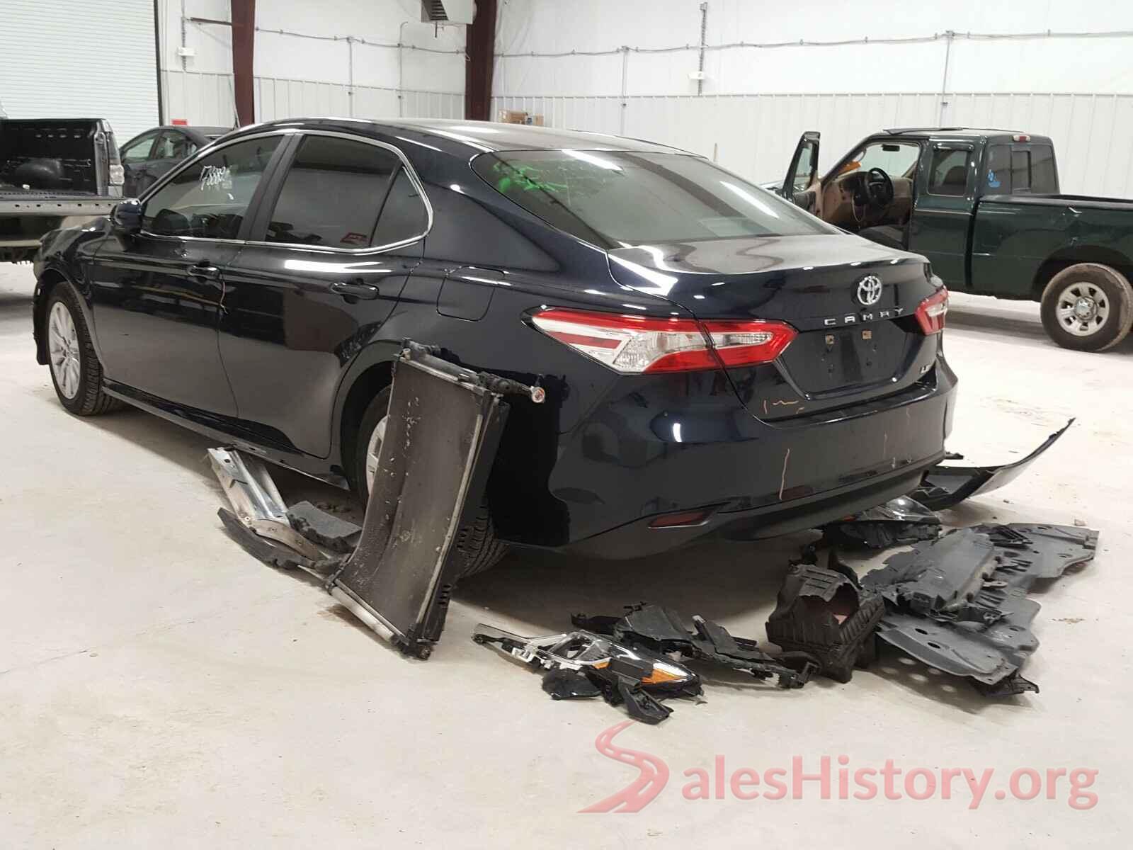 4T1B11HK4JU605646 2018 TOYOTA CAMRY