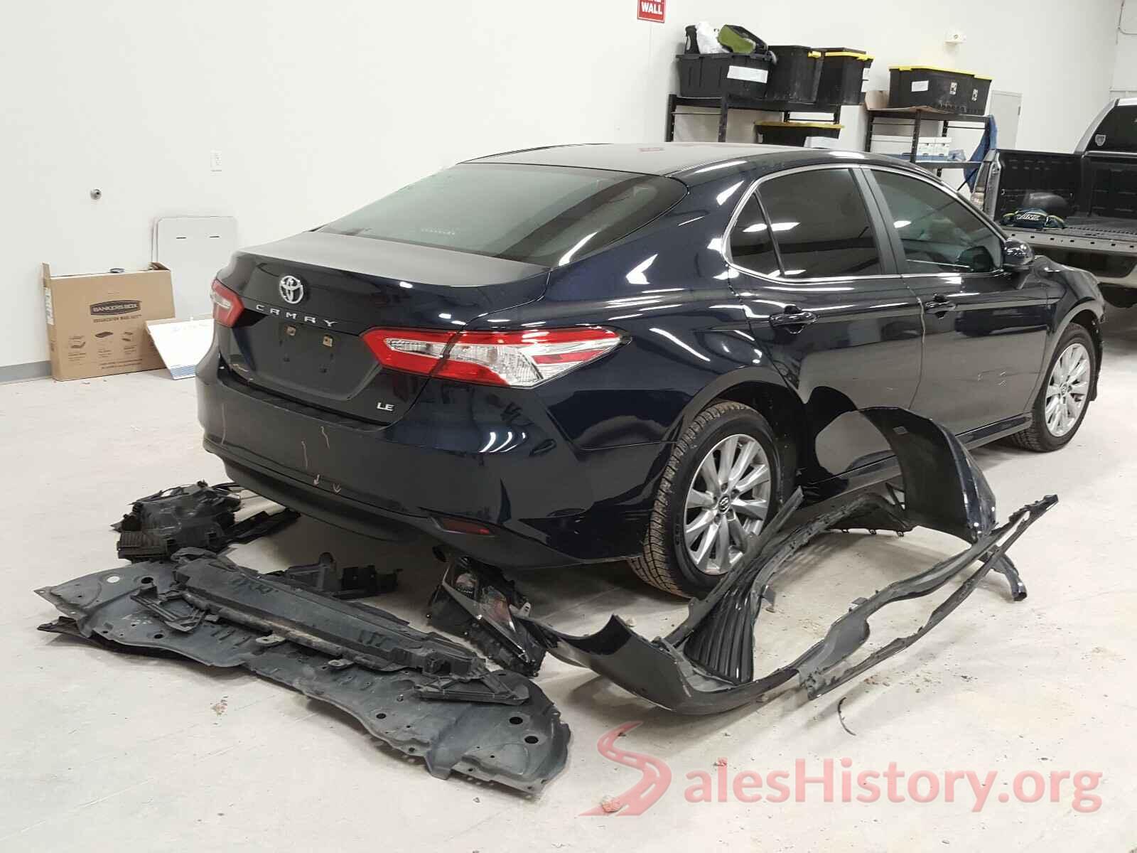 4T1B11HK4JU605646 2018 TOYOTA CAMRY