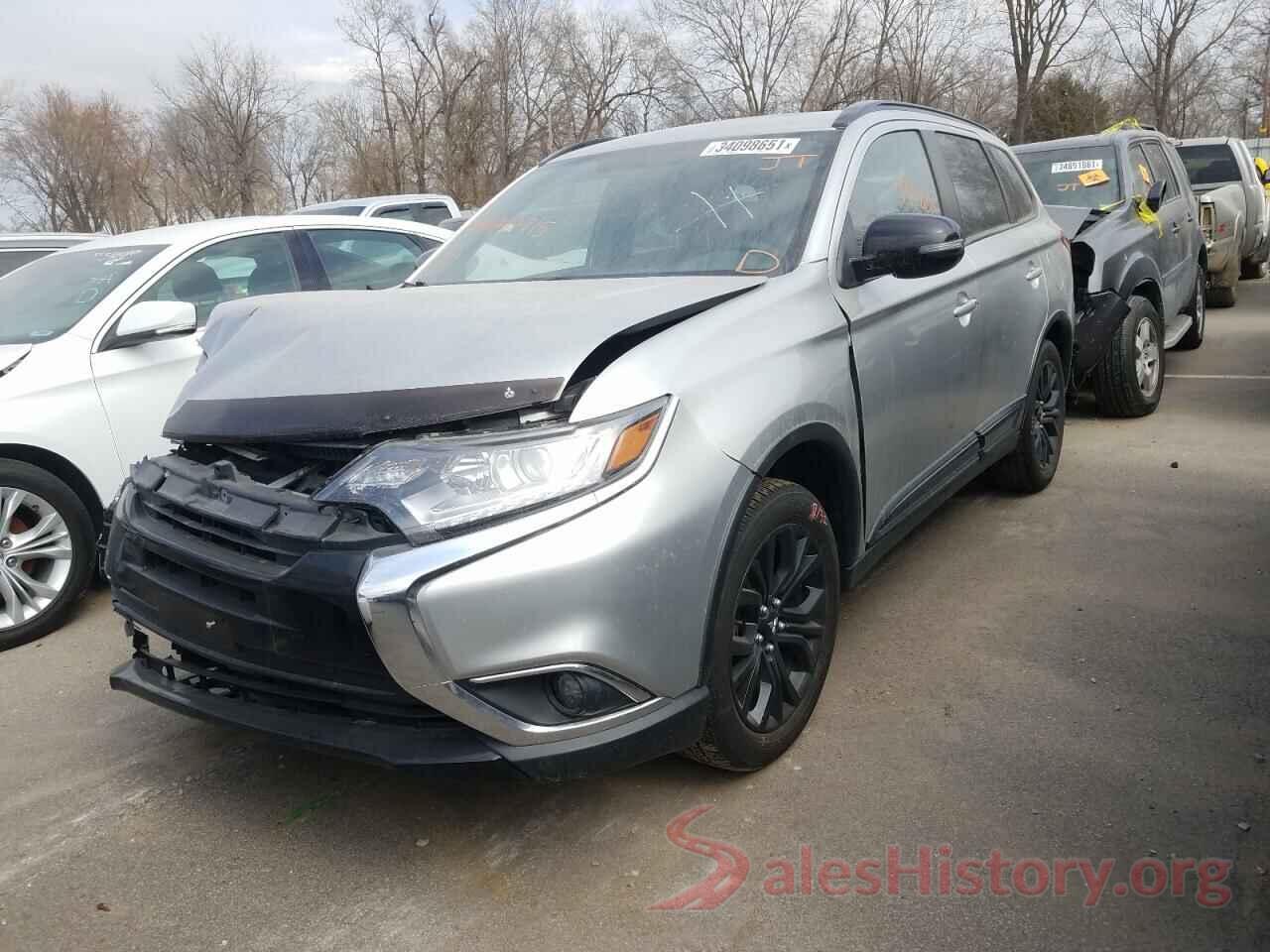 JA4AD3A36JZ060715 2018 MITSUBISHI OUTLANDER