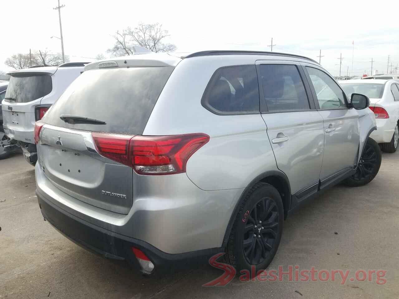 JA4AD3A36JZ060715 2018 MITSUBISHI OUTLANDER