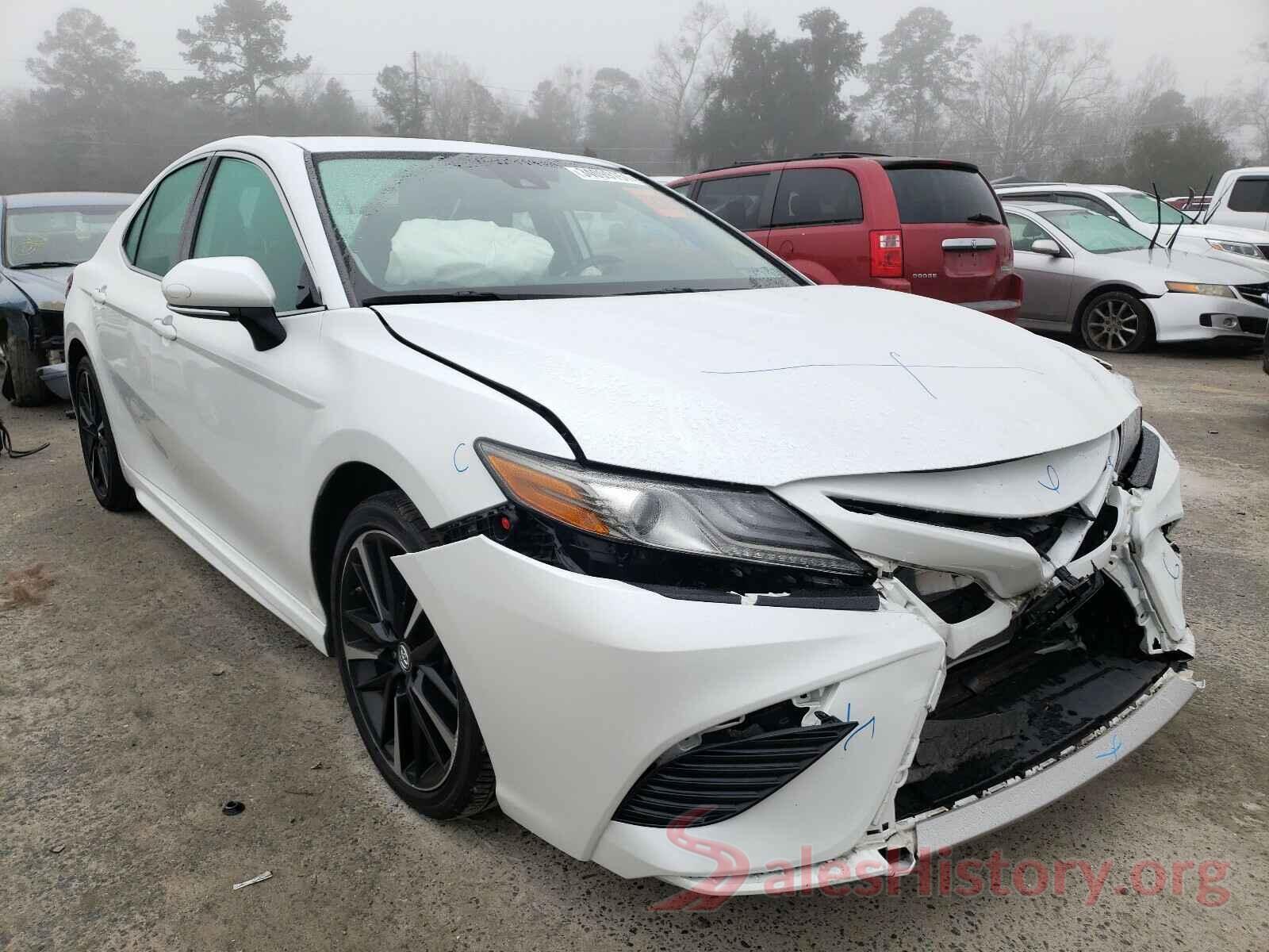 4T1B61HK8KU709706 2019 TOYOTA CAMRY