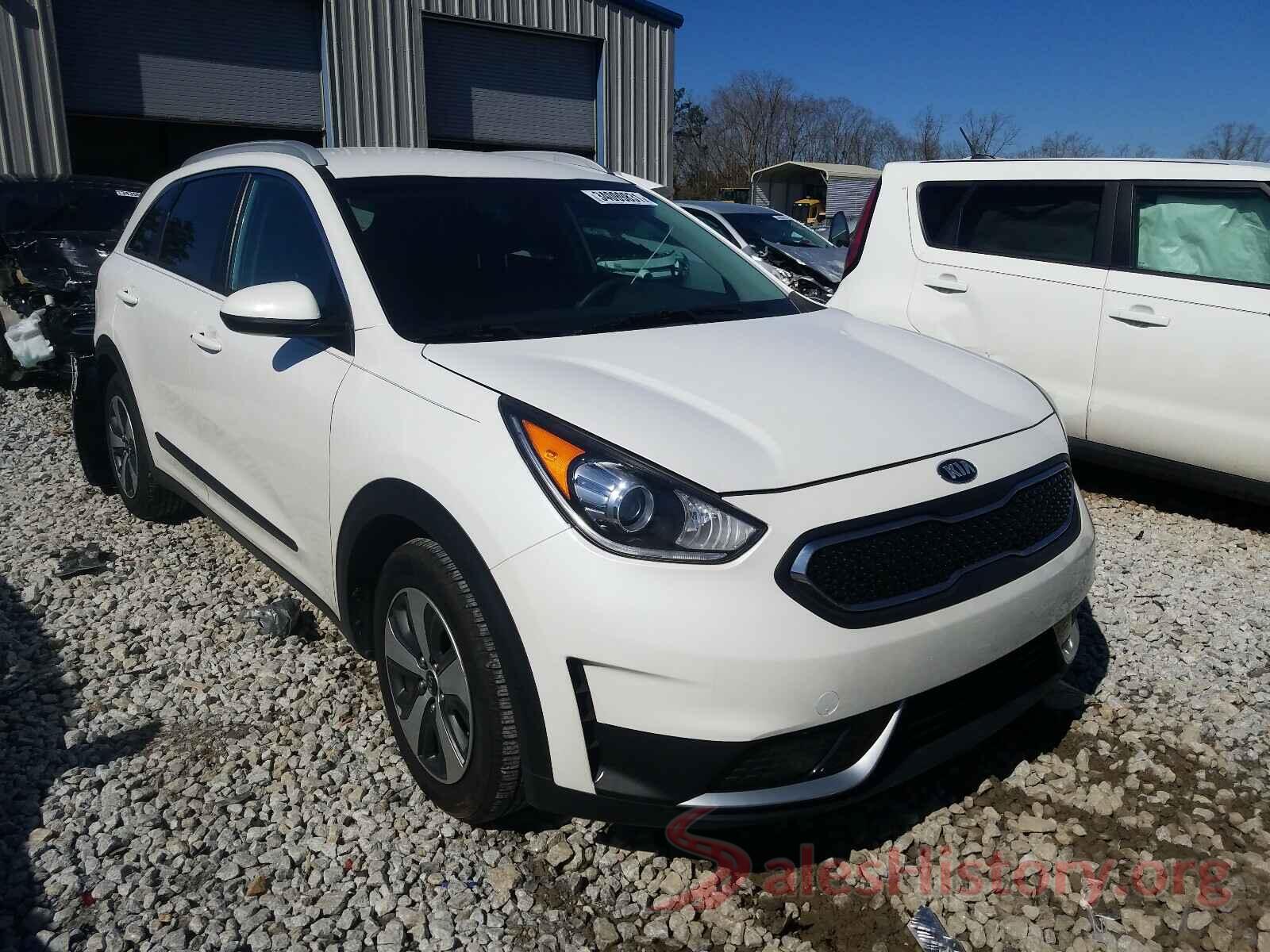 KNDCB3LCXH5047971 2017 KIA NIRO