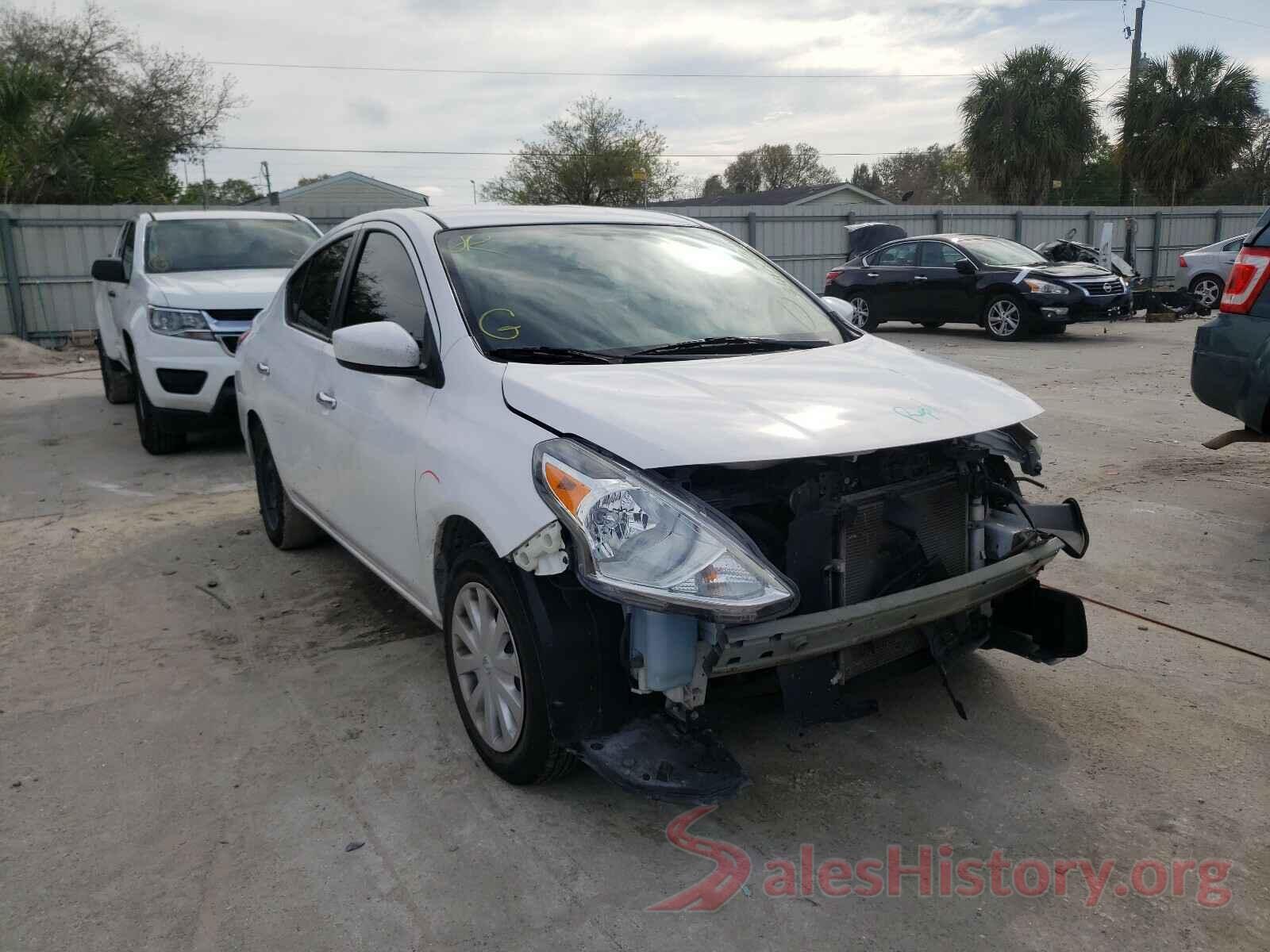 3N1CN7AP7HL815431 2017 NISSAN VERSA