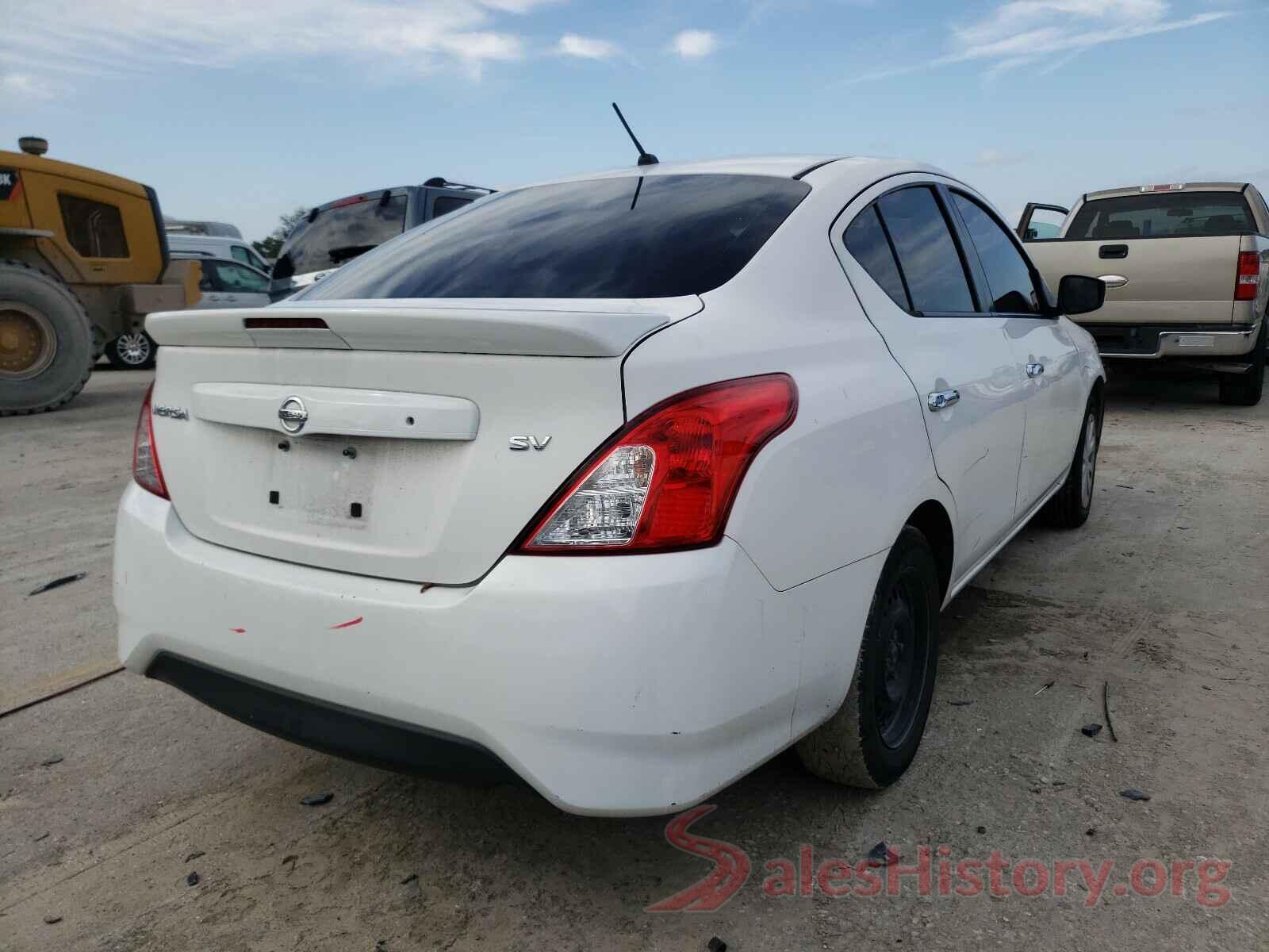 3N1CN7AP7HL815431 2017 NISSAN VERSA